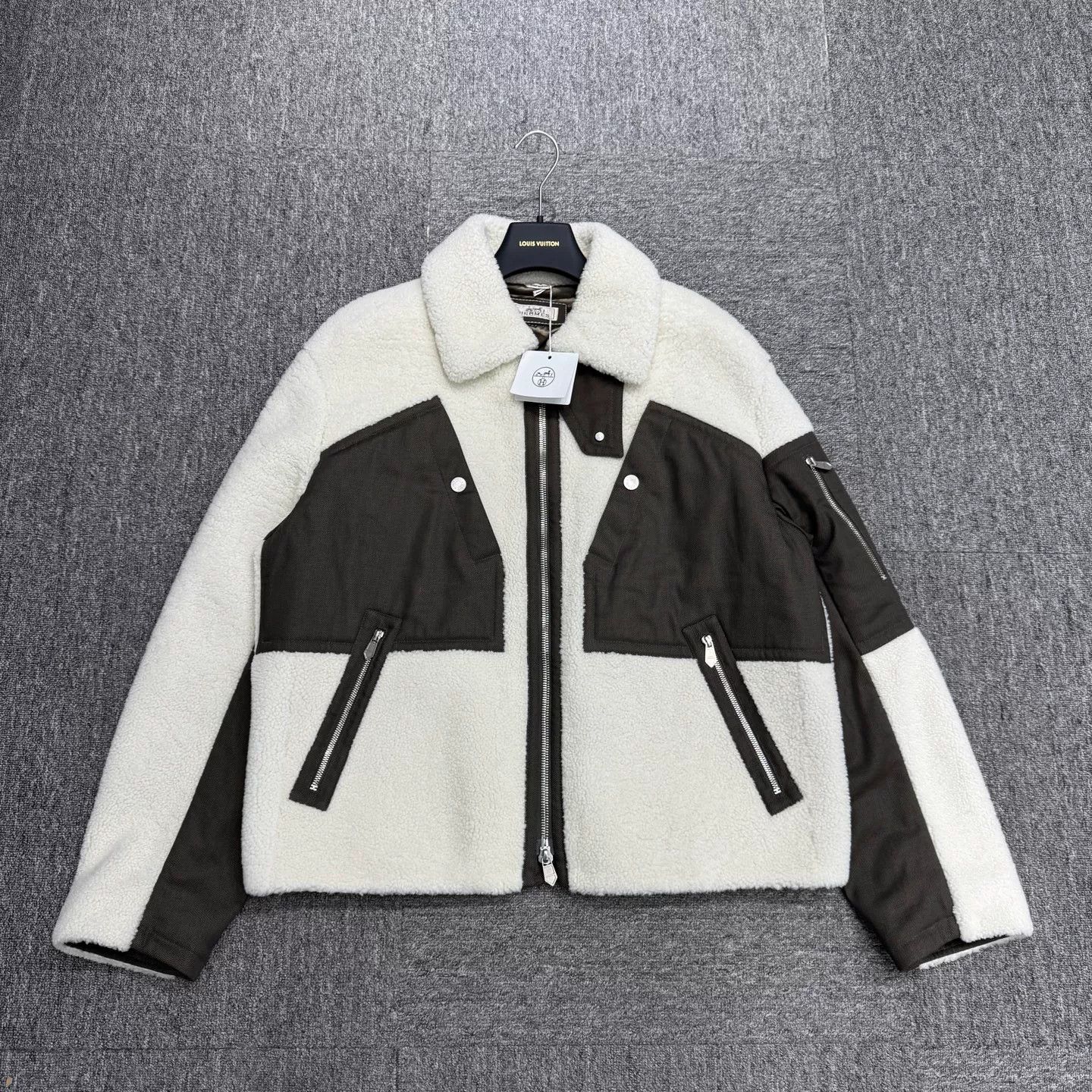 Hermes Hermes Lamb Wool Paneled Coat Size US M / EU 48-50 / 2 - 1 Thumbnail