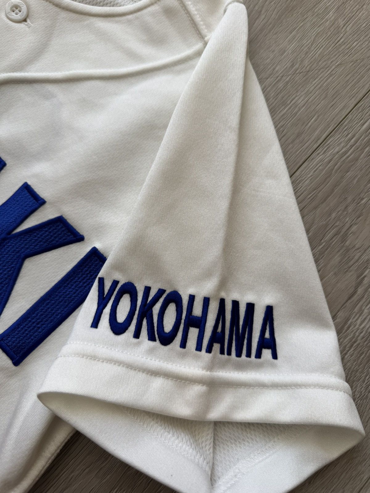Mizuno Game Worn Vintage Mizuno Baseball Jersey | CHIZAKI #17 Japan Size US L / EU 52-54 / 3 - 6 Thumbnail