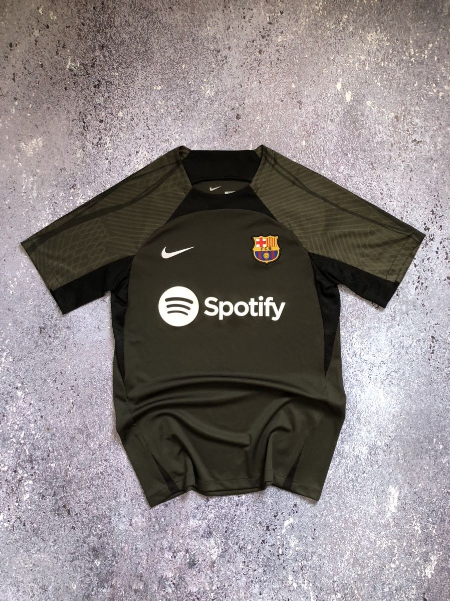 Nike Nike F.C Barcelona 22/23 Spotify Soccer Jersey Tee Size US S / EU 44-46 / 1 - 1 Thumbnail