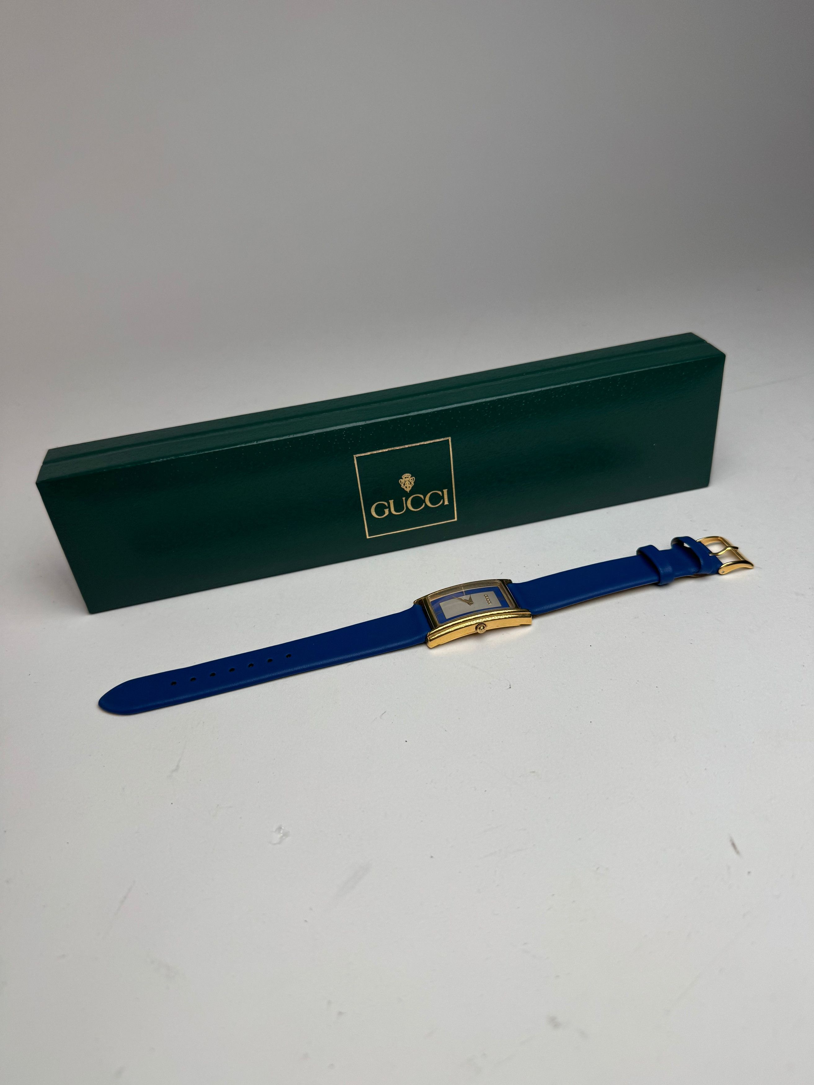 Gucci Vintage Watch Blue Gold Size ONE SIZE - 1 Thumbnail