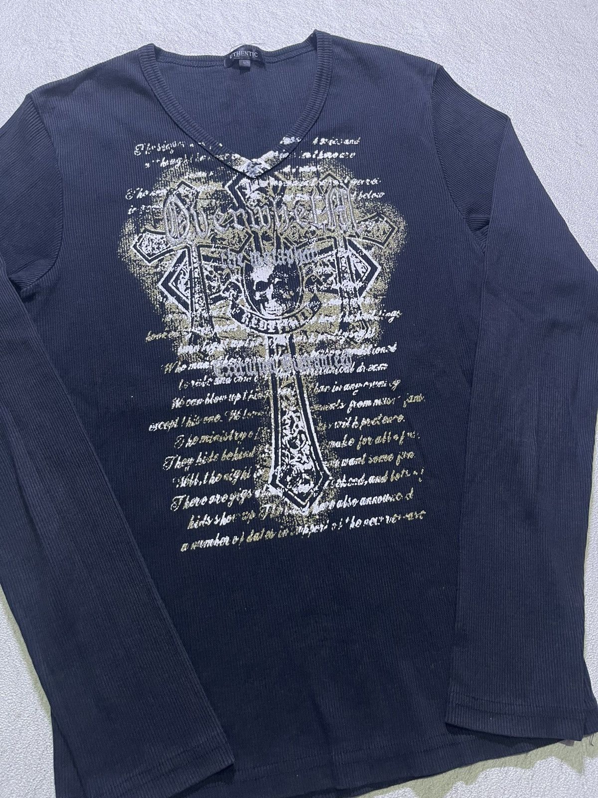 Japanese Brand Y2K AUHENTIC long sleeve tshirt cross skull style Size US S / EU 44-46 / 1 - 2 Thumbnail