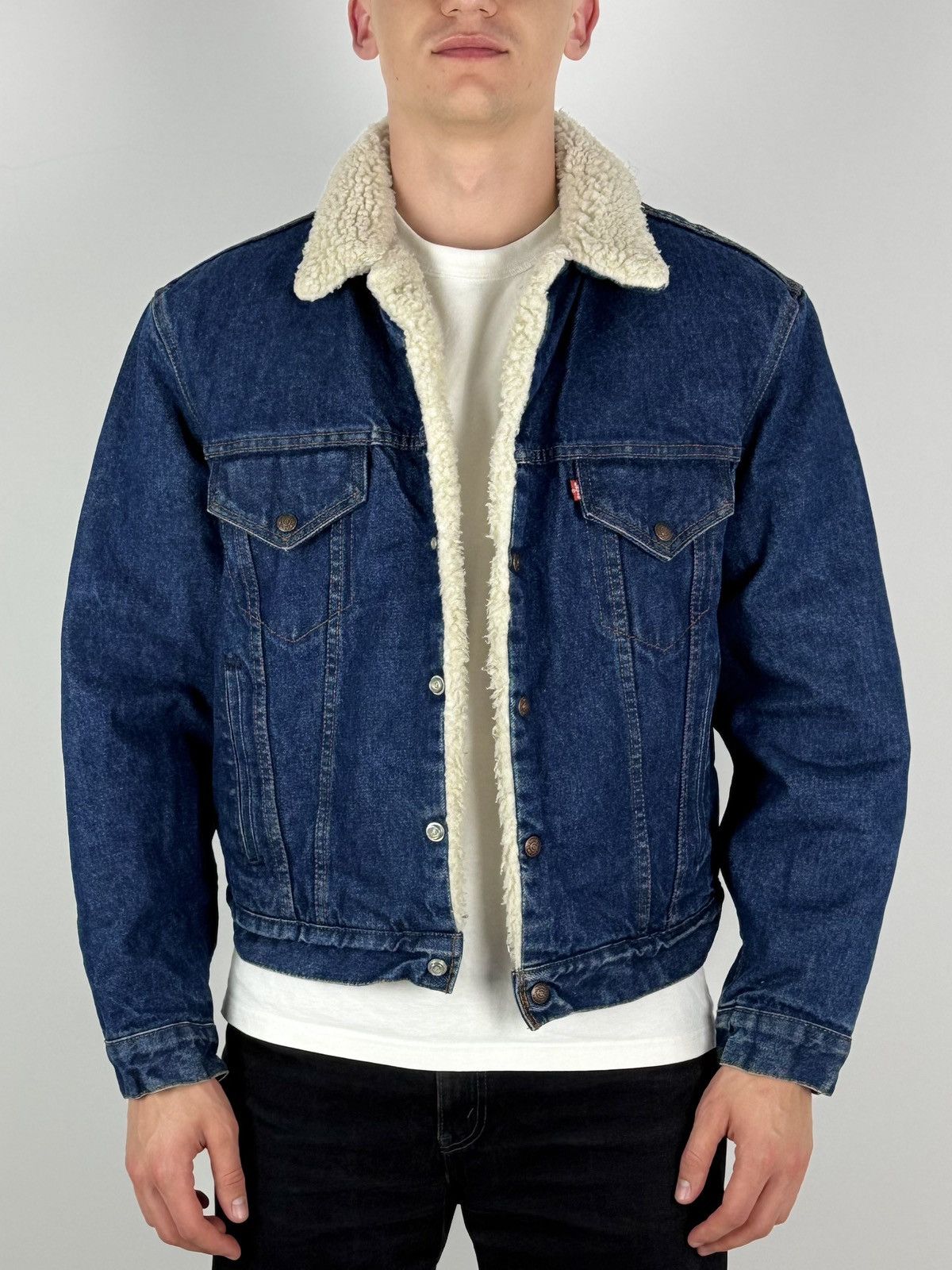 Levi's 1990’s Vintage Levi’s Sherpa Denim Jacket Made in USA Size US XL / EU 56 / 4 - 1 Thumbnail
