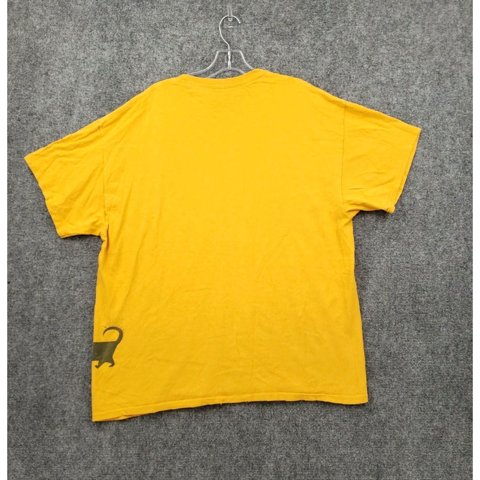 Vintage Universal Studios T-Shirt Mens XL Yellow Wiener Takes All Short Sleeves Cotton Size US XL / EU 56 / 4 - 2 Thumbnail