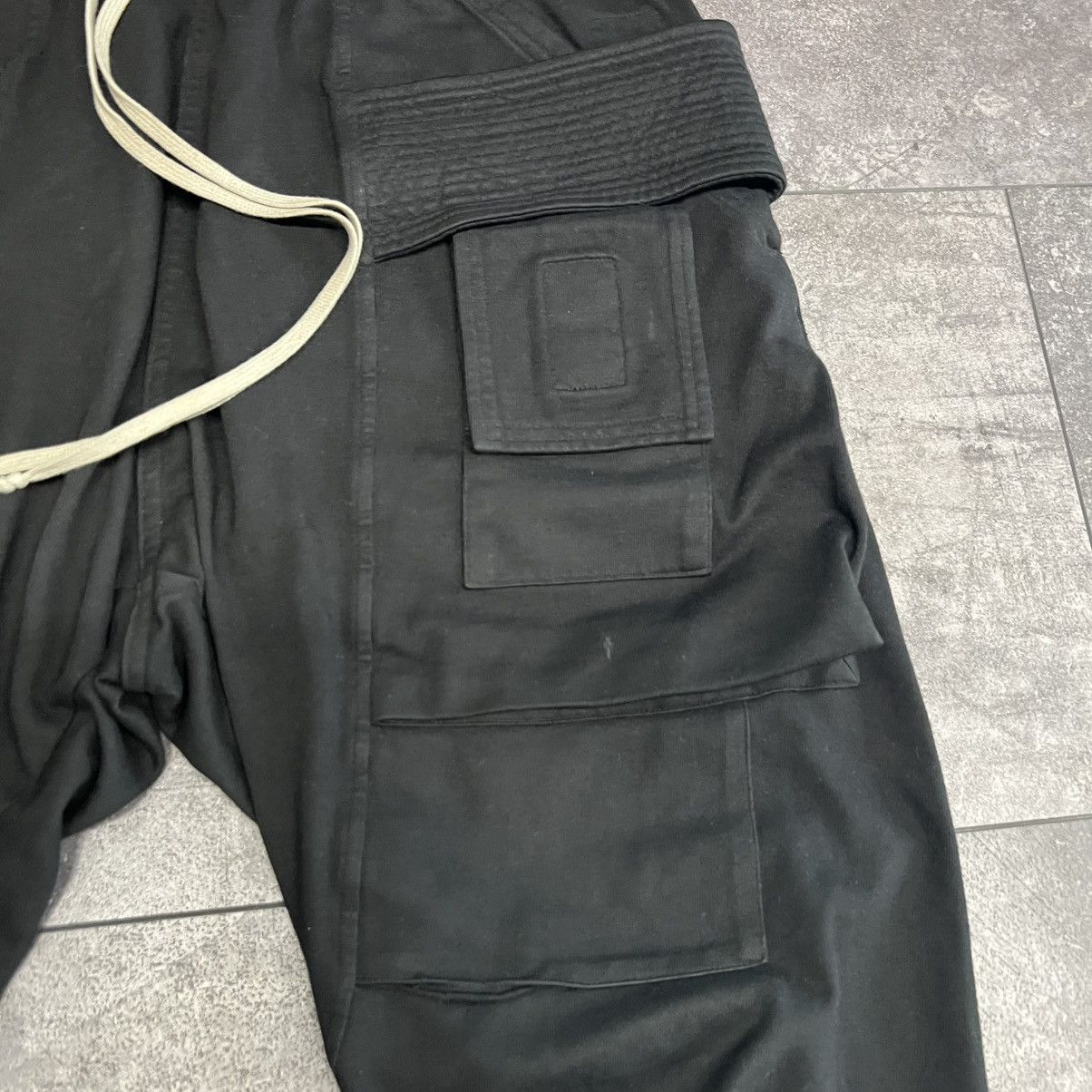 Rick Owens Drkshdw Rick Owens DRKSHDW Creatch Cargo Drawstring Pants Black Size US 36 / EU 52 - 3 Thumbnail