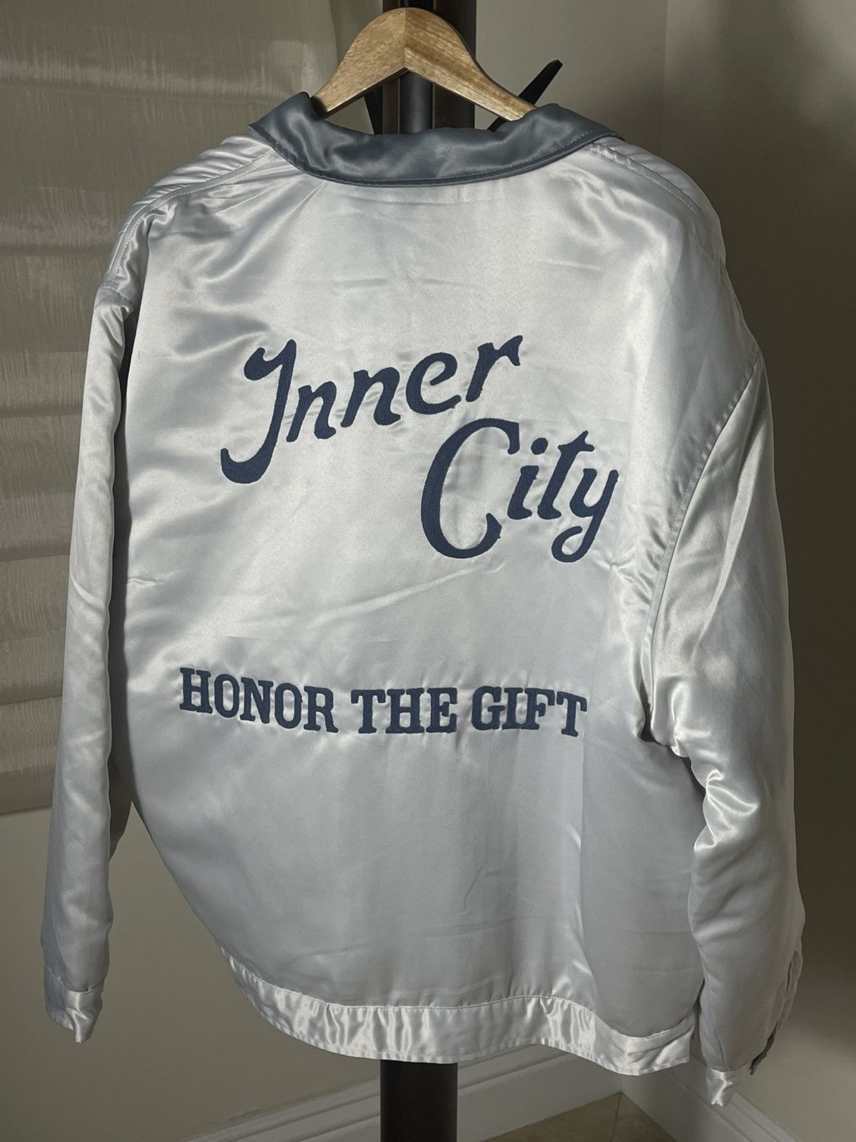 Honor the Gift Honor The Gift “Inner City” Satin Bomber Jacket Size US XXL / EU 58 / 5 - 4 Thumbnail