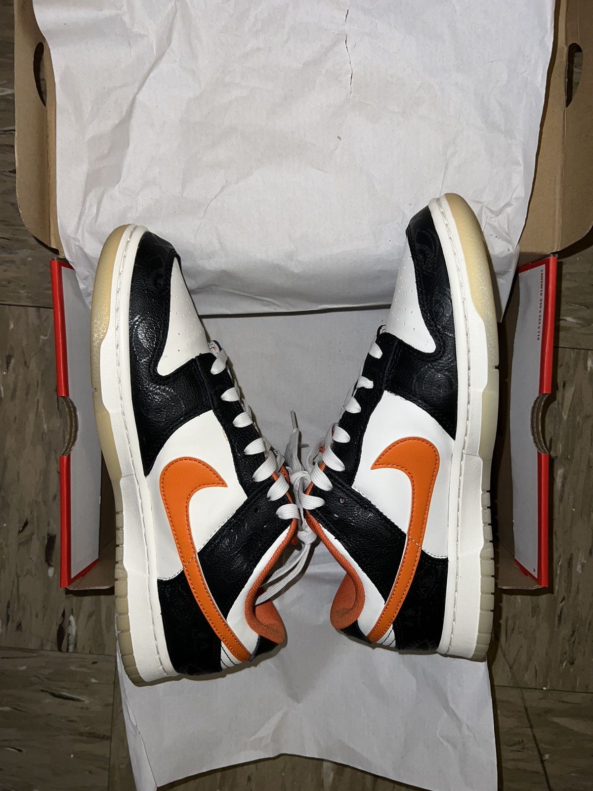 Nike Nike Dunk Low PRM Halloween 2021 Size US 10 / EU 43 - 2 Thumbnail