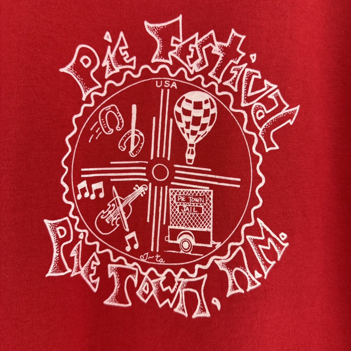 Fruit Of The Loom Vintage 90s Red Single Stitch Pie Festival Pie Town, NM Tee Size US L / EU 52-54 / 3 - 4 Thumbnail