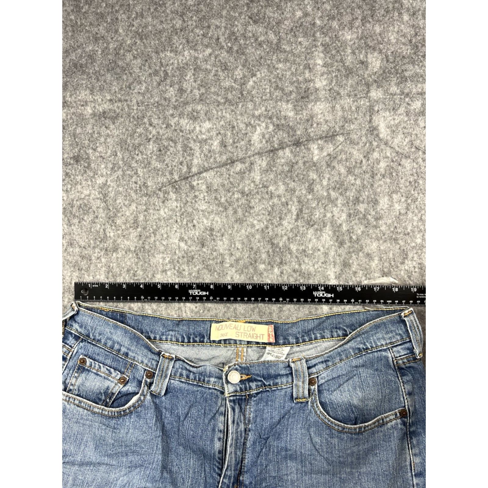 Levi's VINTAGE Levi's 505 Jeans Women Classic Straight Size 16 Distressed Inseam 29 in Blue Denim 5-Pocket Design Womens Levi's 500 Series Size 38" / US 16 / IT 52 - 3 Thumbnail