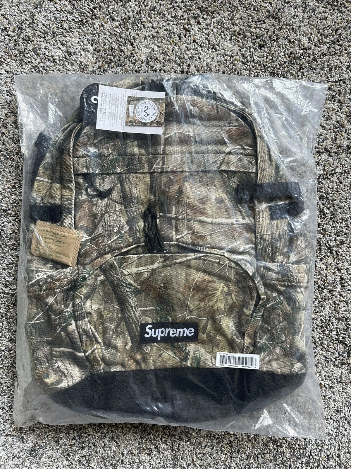 Supreme Supreme Camo Backpack Size ONE SIZE - 8 Thumbnail