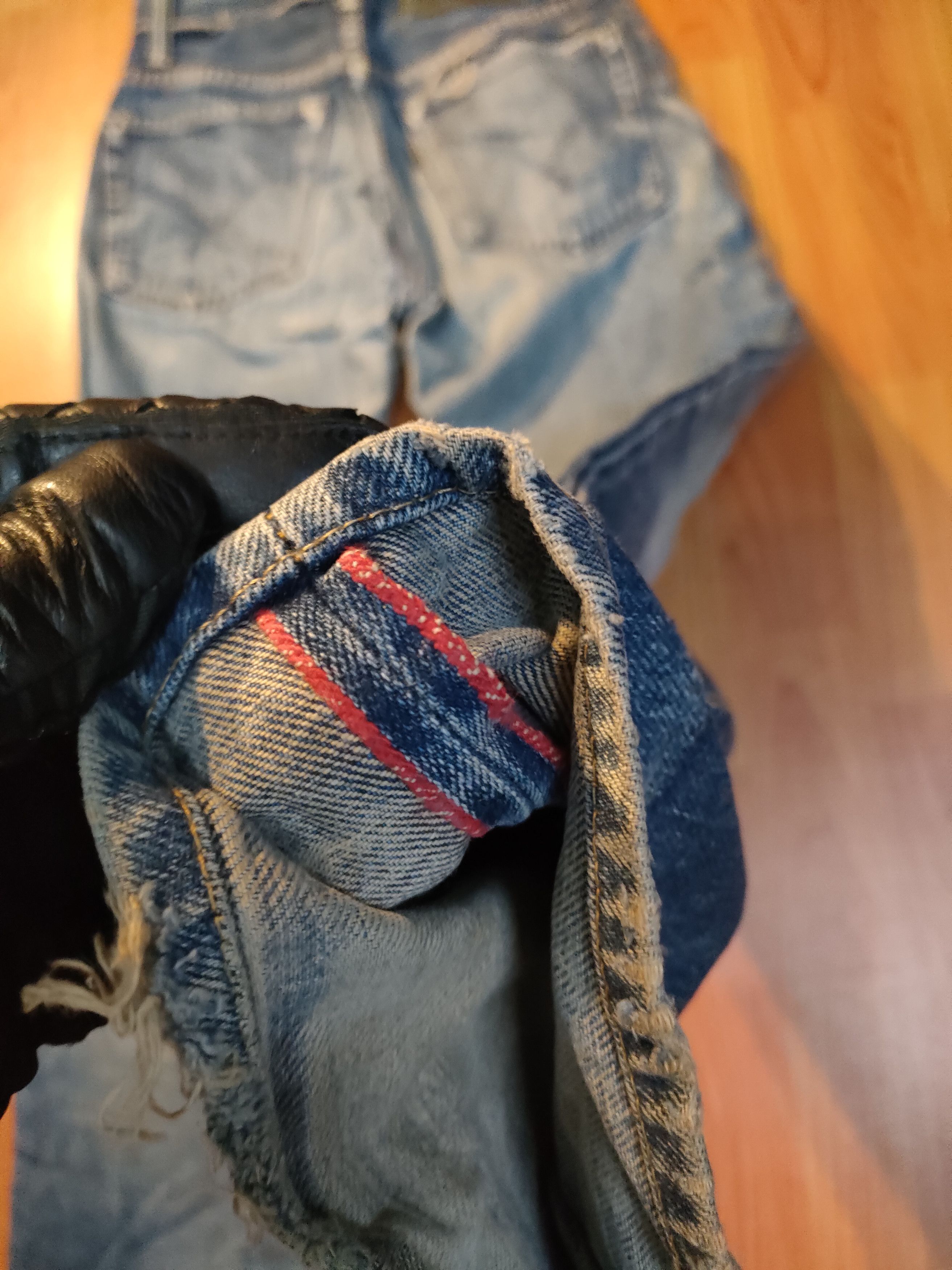 Blue Blue Japan × Japanese Brand Distressed Blue Blue Selvedge Jeans Size US 28 / EU 44 - 2 Thumbnail