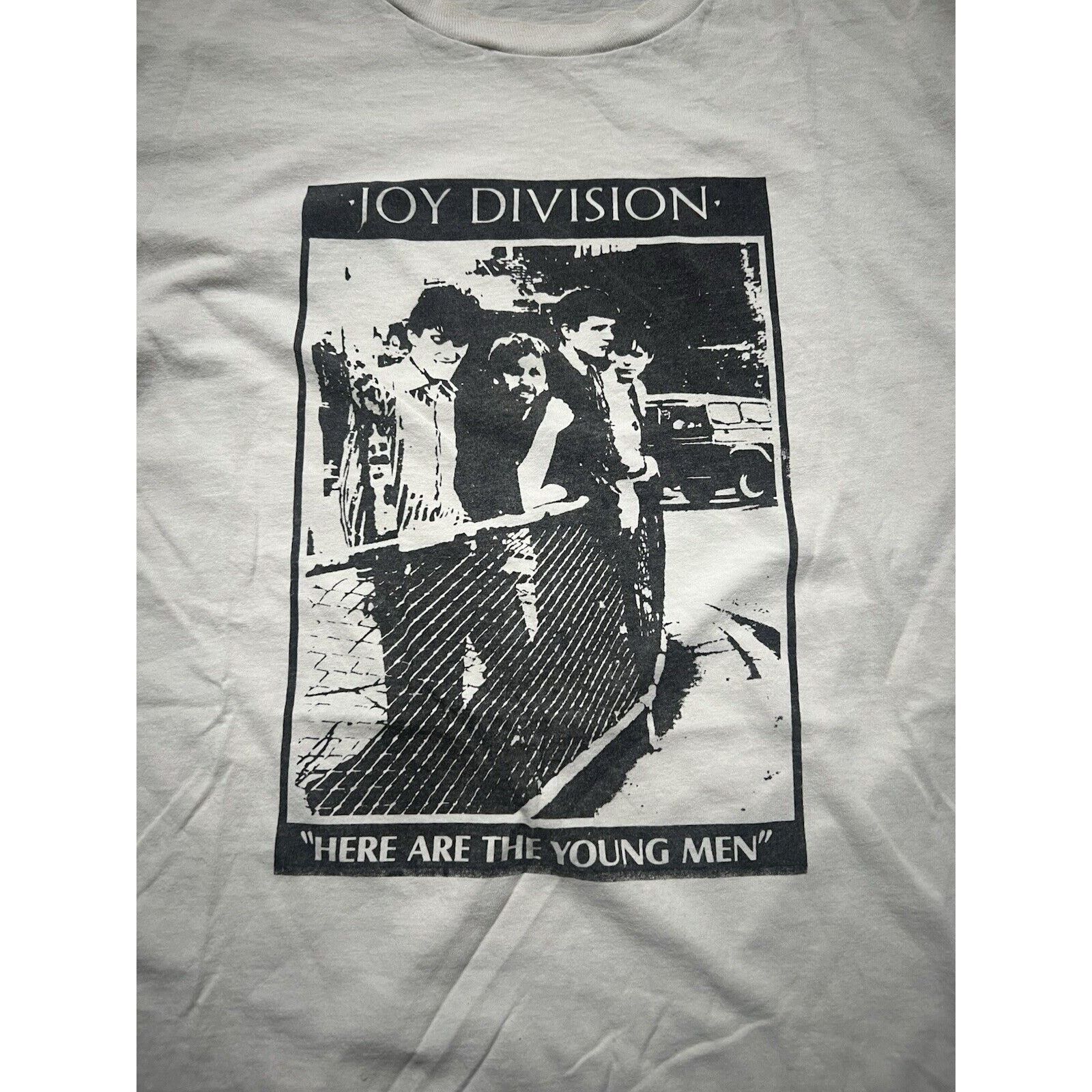 Joy Division VINTAGE 1982 JOY DIVISION T SHIRT HERE ARE THE YOUNG MEN L Size US L / EU 52-54 / 3 - 2 Thumbnail