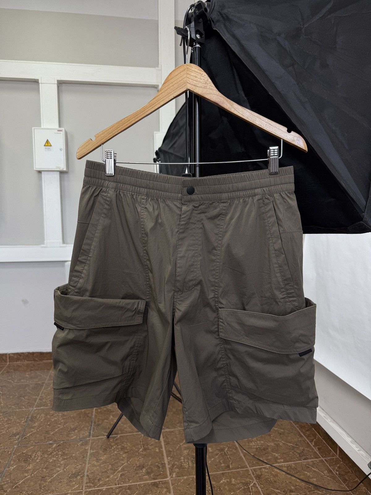 Oakley 🇺🇸 Oakley FGL Tool Box Cargo Multipocket Shorts Military Size US 34 / EU 50 - 13 Thumbnail