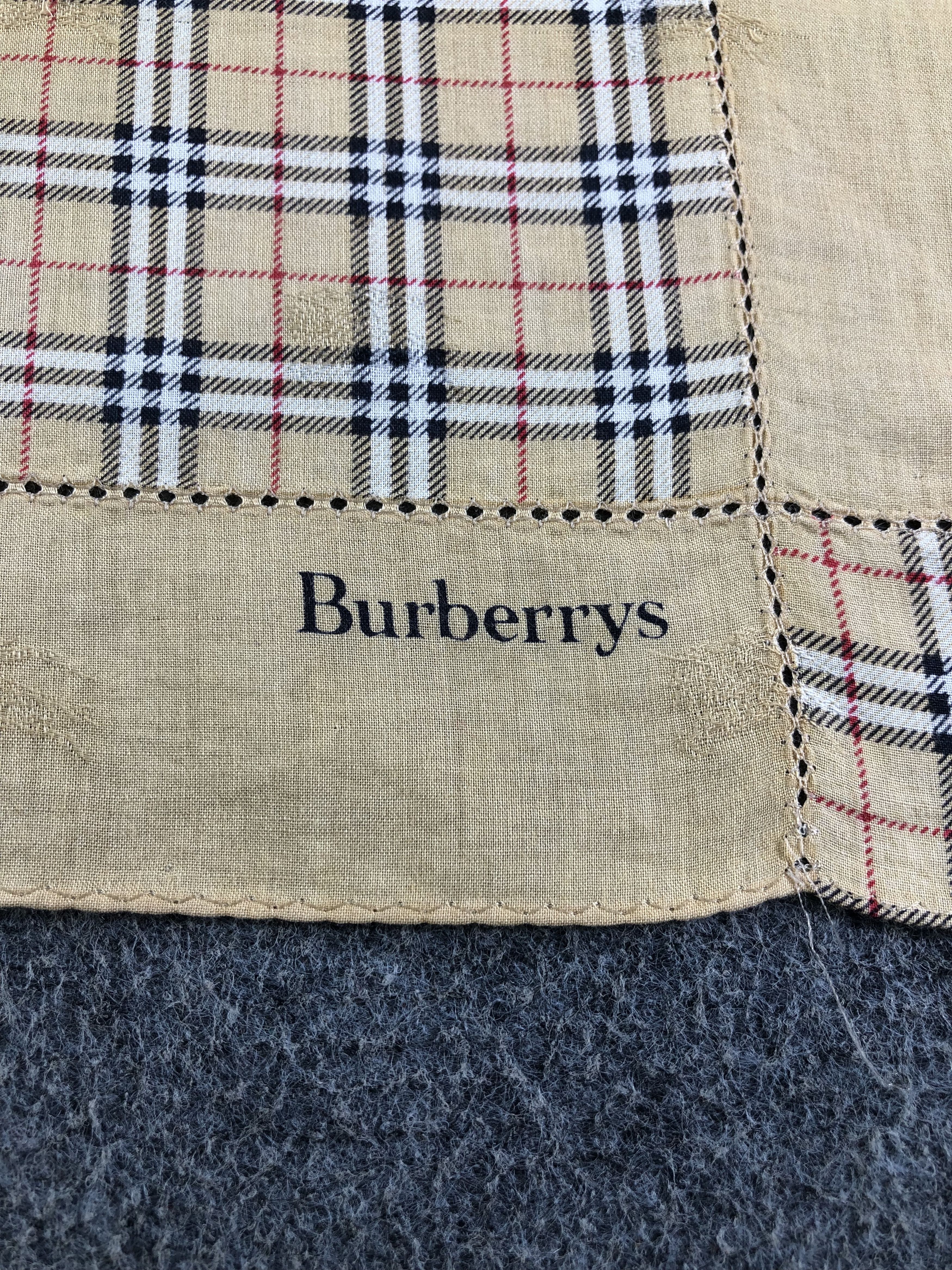 Burberry Burberrys Handkerchief / Bandana / Neckerchief / Headscarf Size ONE SIZE - 5 Thumbnail