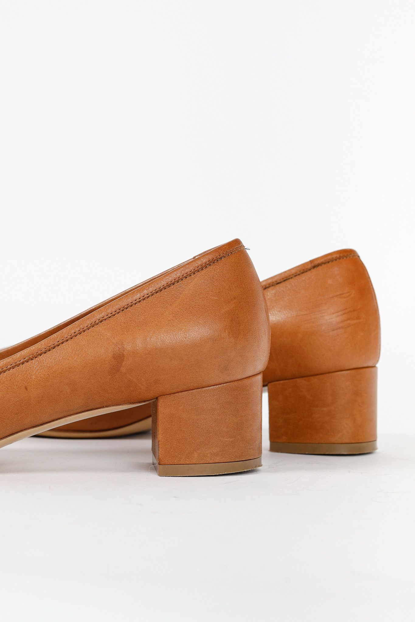 Salvatore Ferragamo Salvatore Ferragamo Elga Leather Fringe Gancini-Buckle Pumps Size US 8 / IT 38 - 8 Thumbnail