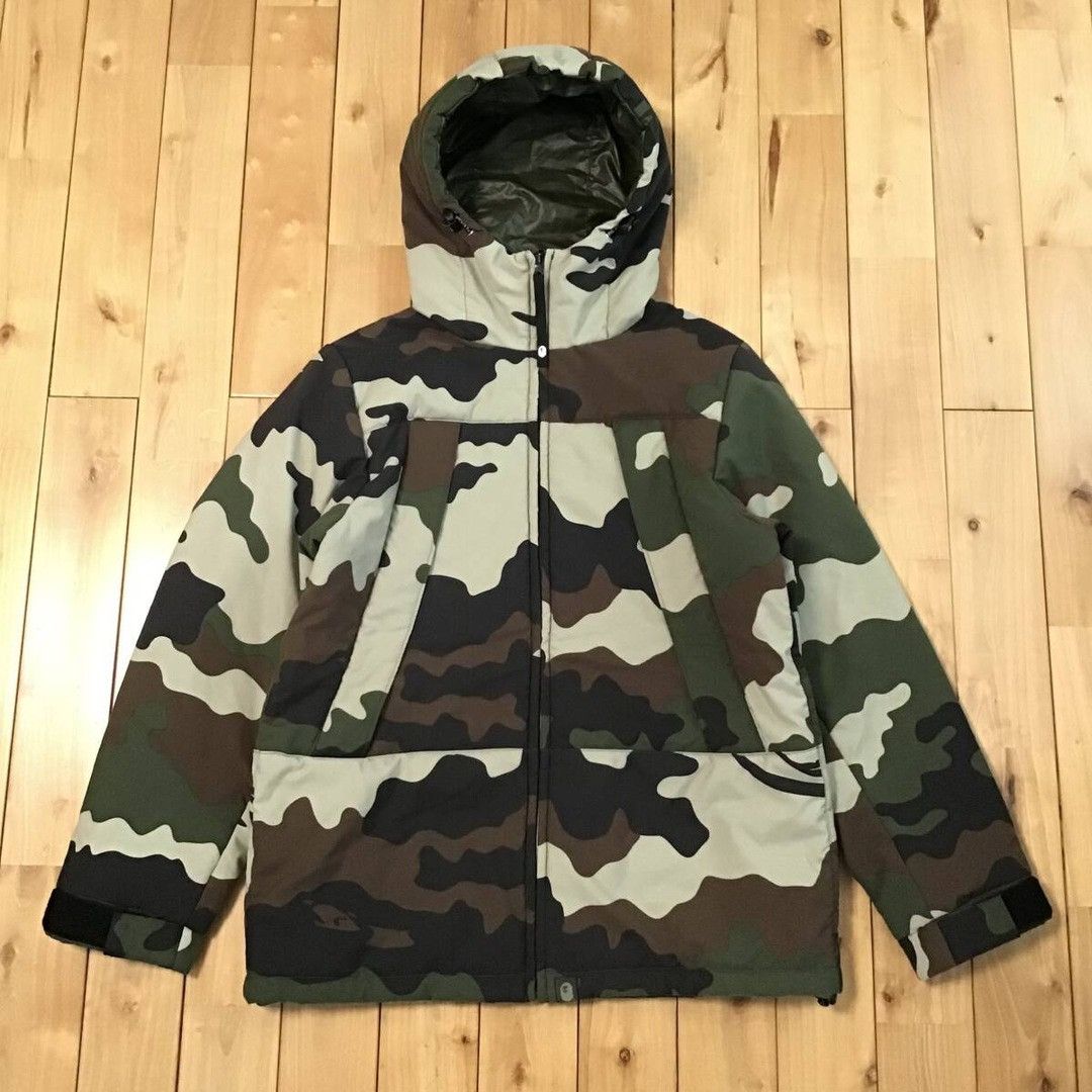Bape × Nigo 🔥Reversible🔥 BAPE Primaloft woodland camo hoodie jacket APE Size US M / EU 48-50 / 2 - 2 Thumbnail