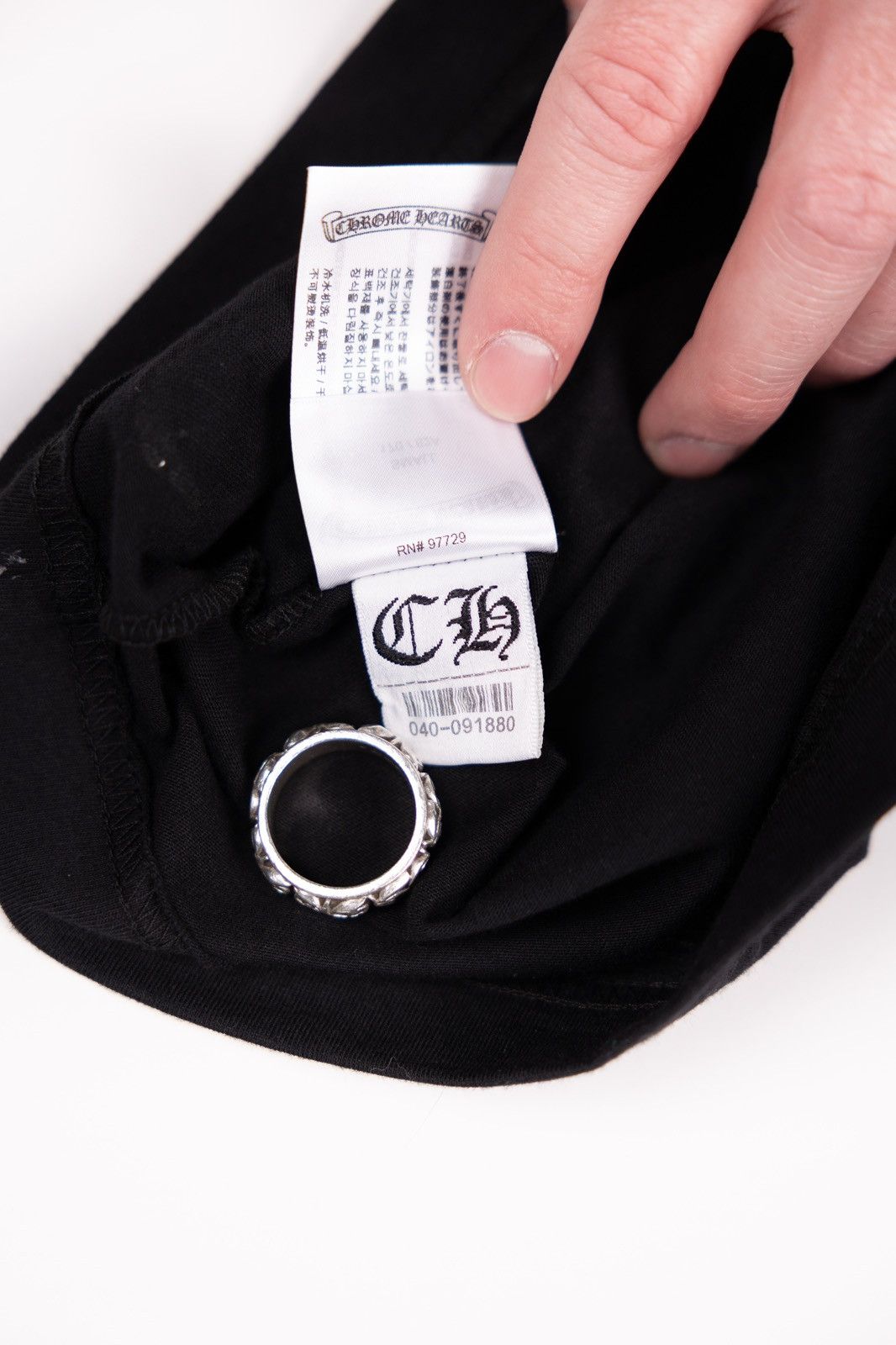 Chrome Hearts Chrome Hearts Las Vegas Horseshoe Tee Size US S / EU 44-46 / 1 - 14 Thumbnail