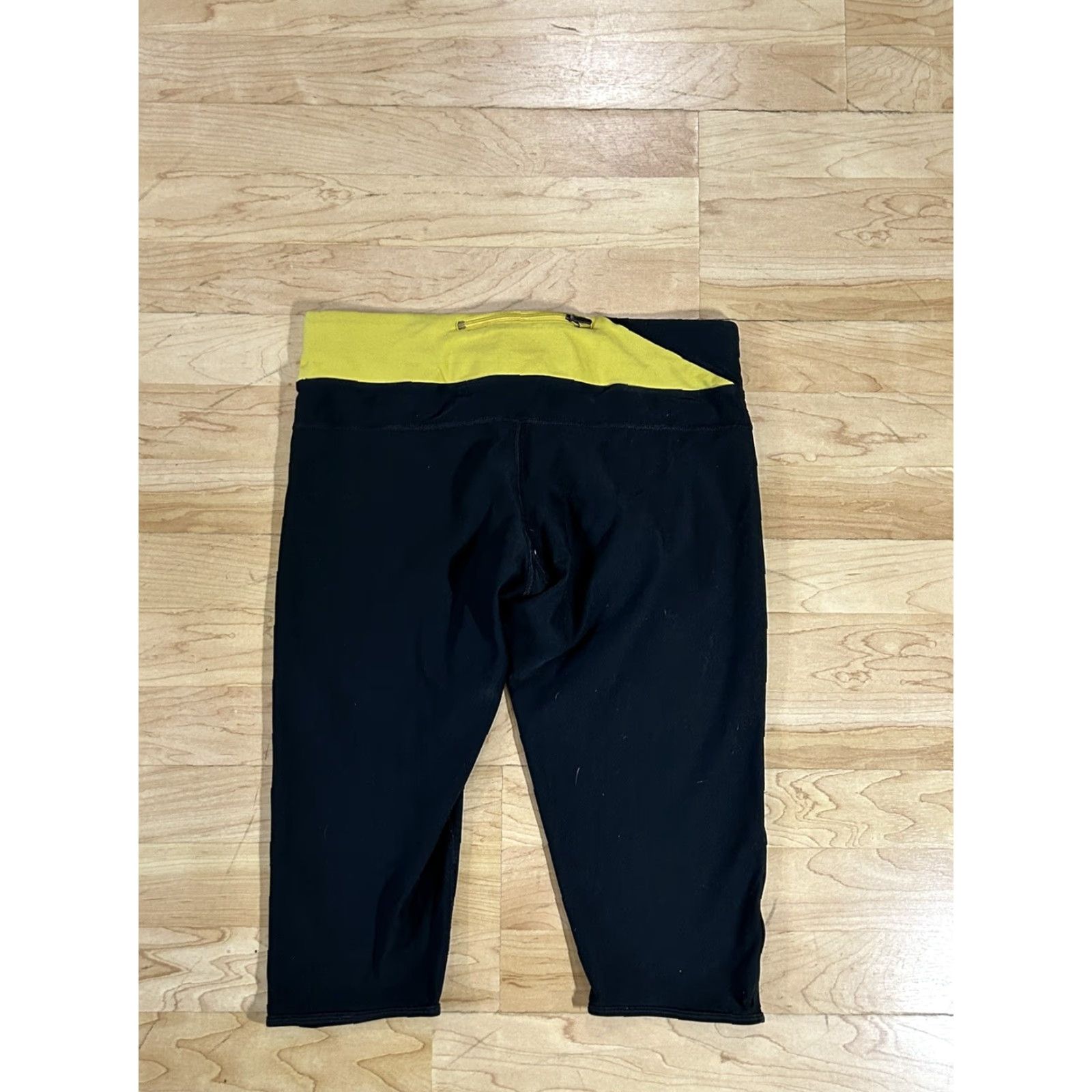 Nike Nike Leggings Womens Large Black Cropped Drawstring Stretch Dri-FIT Athletic Activewear | Leggings, Shoes? Size 36" / US 14 / IT 50 - 2 Thumbnail
