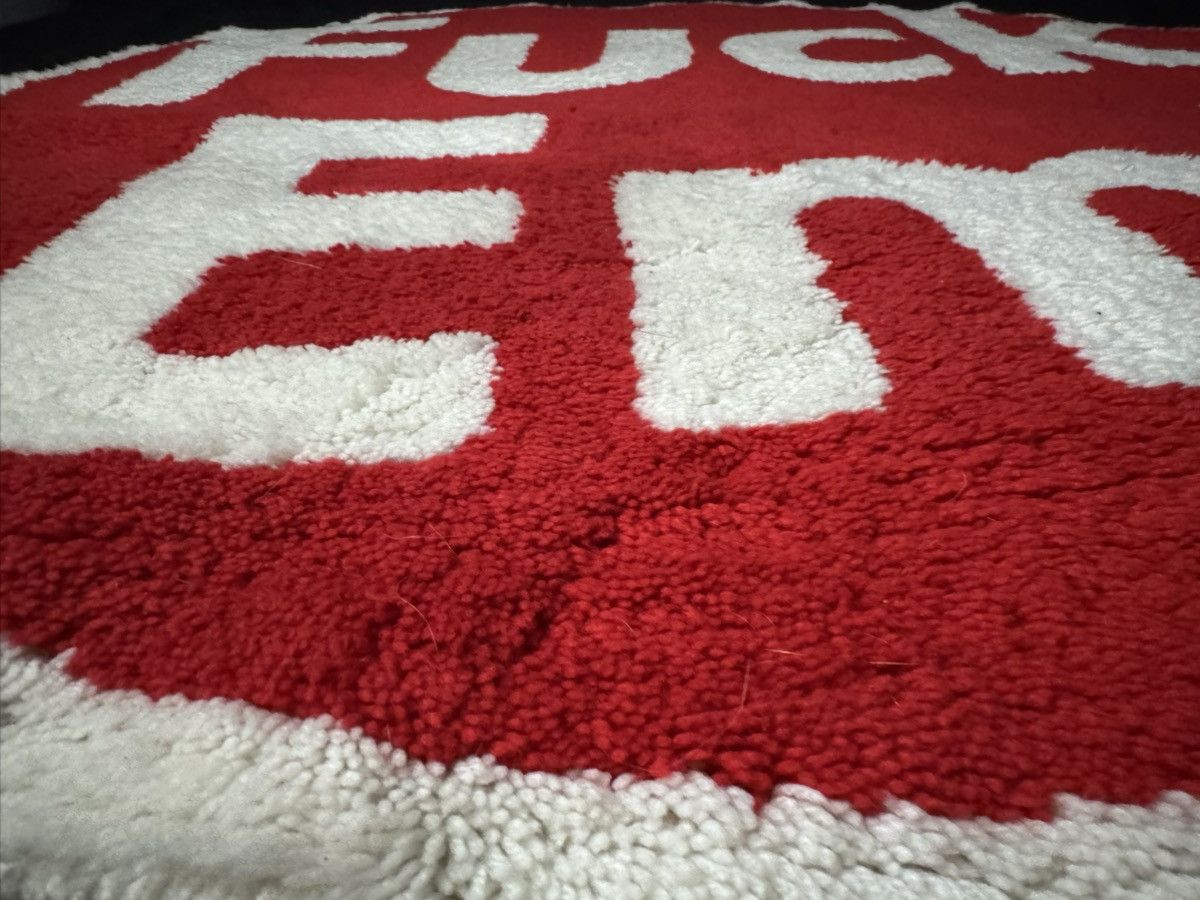 Supreme Supreme Fuck Em rug Size ONE SIZE - 2 Thumbnail