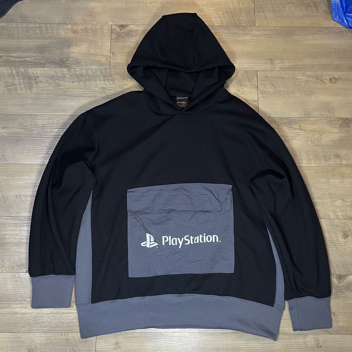 GU × Playstation Sony Play station hoodie Size US XL / EU 56 / 4 - 1 Thumbnail