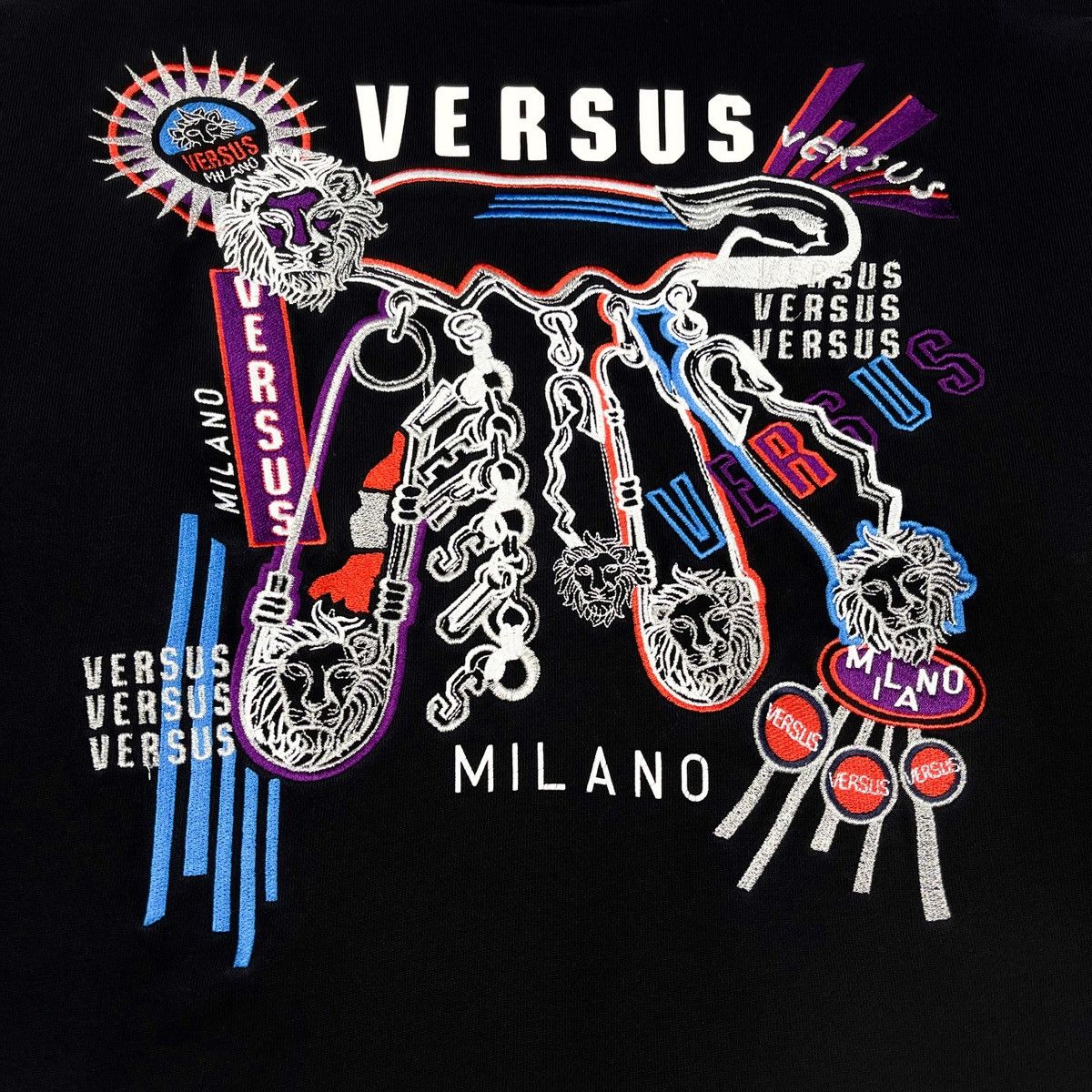 Versace Versus Versace Milano Safety Pink Graphic Sweatshirt Size US S / EU 44-46 / 1 - 4 Thumbnail
