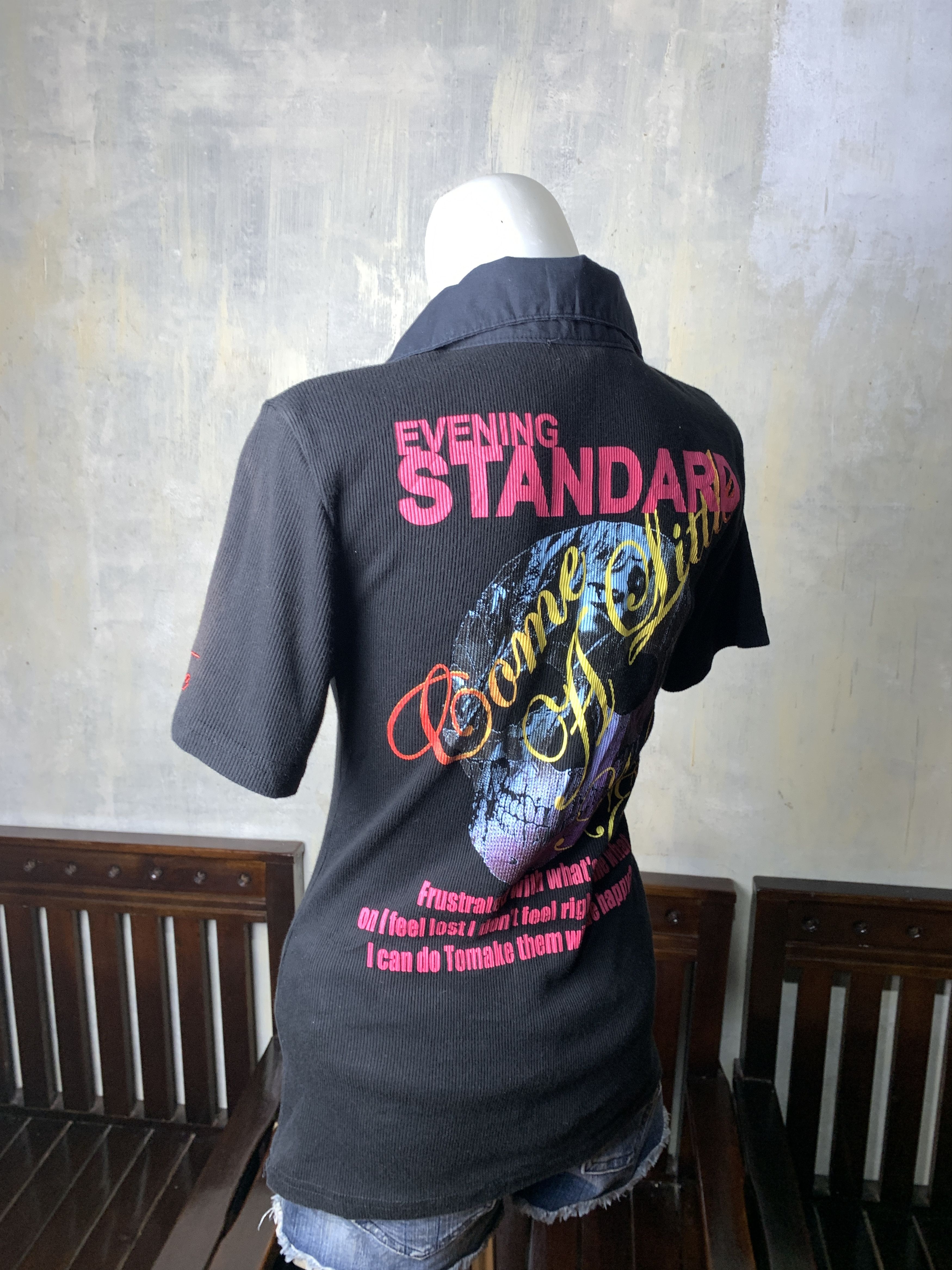 In The Attic In The Attic Black Skull Poem Fitted Polo (M) Size M / US 6-8 / IT 42-44 - 2 Thumbnail
