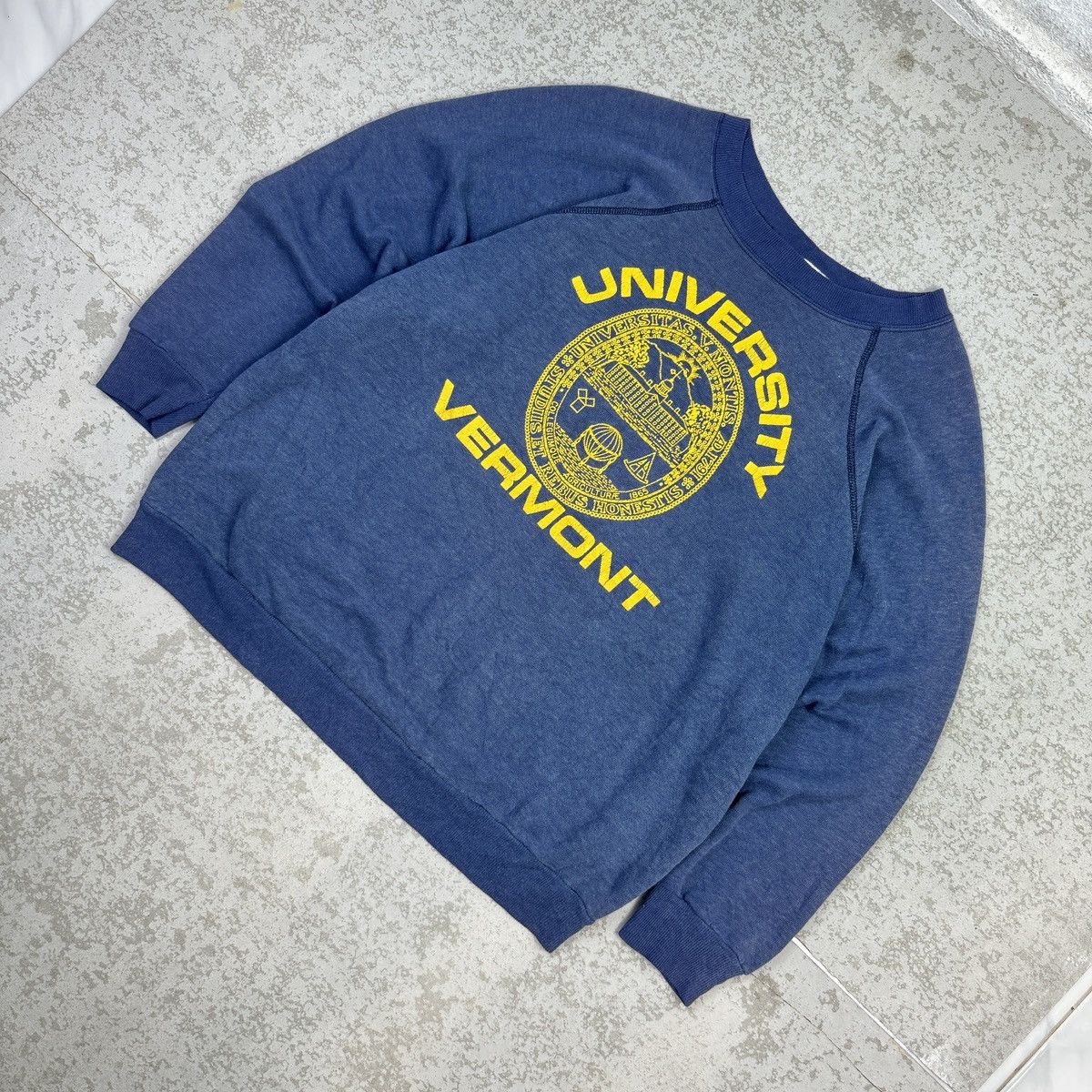 Vintage Vintage 70s University of Vermont Sweatshirt Size US XL / EU 56 / 4 - 2 Thumbnail