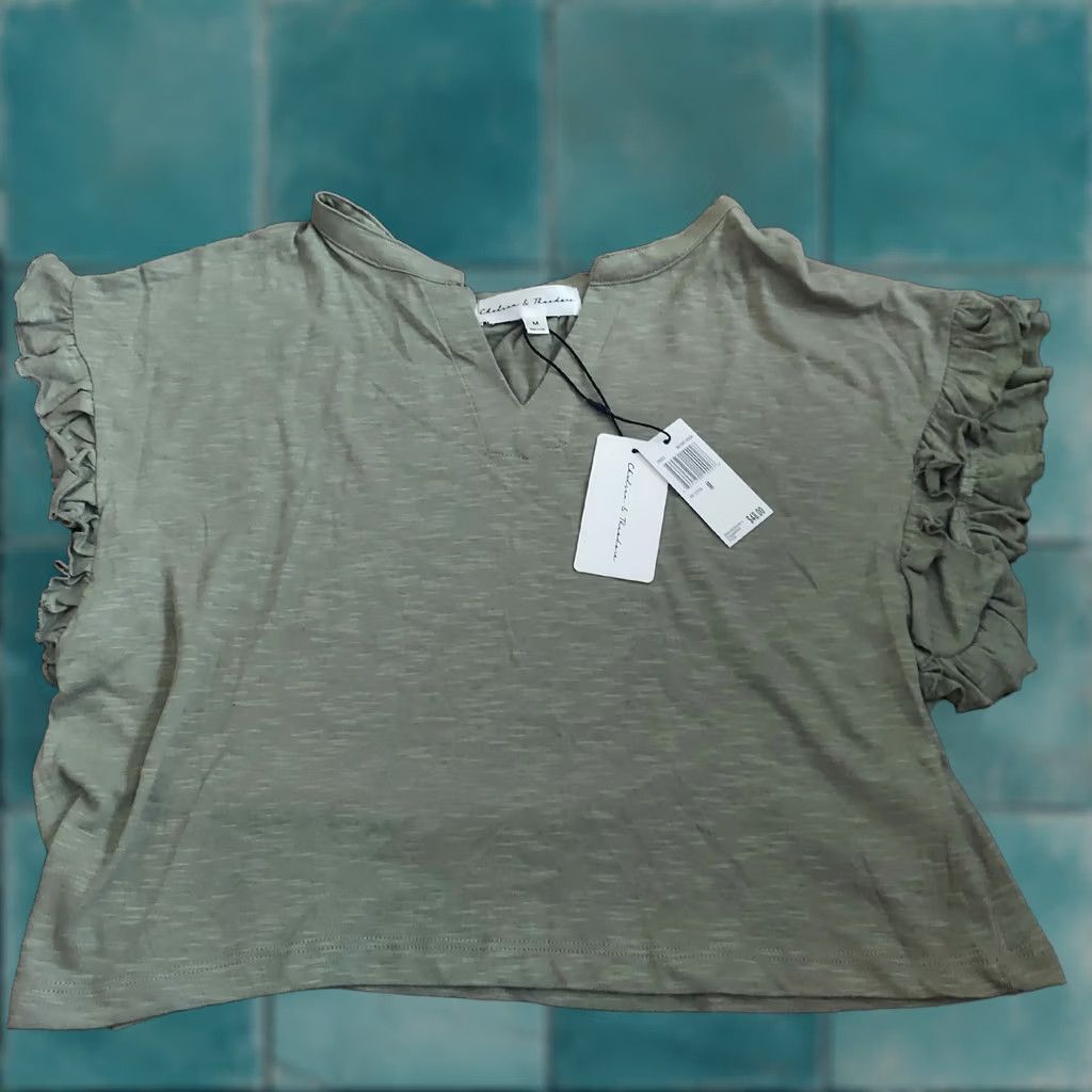 Olive Chelsea & Theodore Women's Blouse Short Sleeve V-Neck Light Olive Green M NWT MSRP 48 Size M / US 6-8 / IT 42-44 - 1 Thumbnail