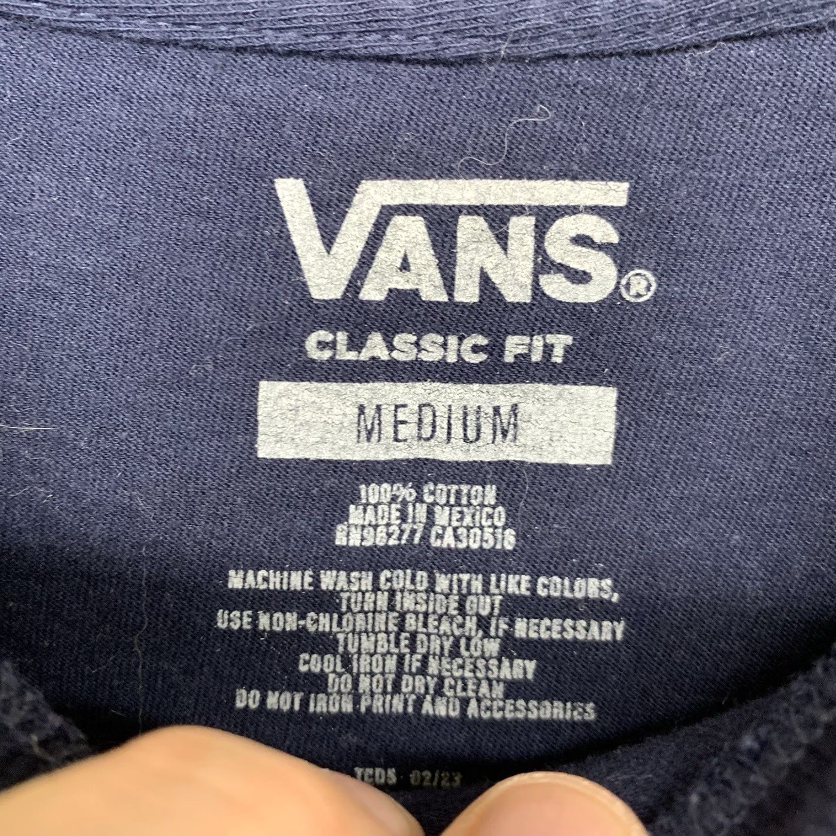 Vans VANS Men's T-Shirt Short Sleeve Crew Neck Blue Graphic Print Off The Wall Logo California Skate 2020s Size US M / EU 48-50 / 2 - 5 Thumbnail