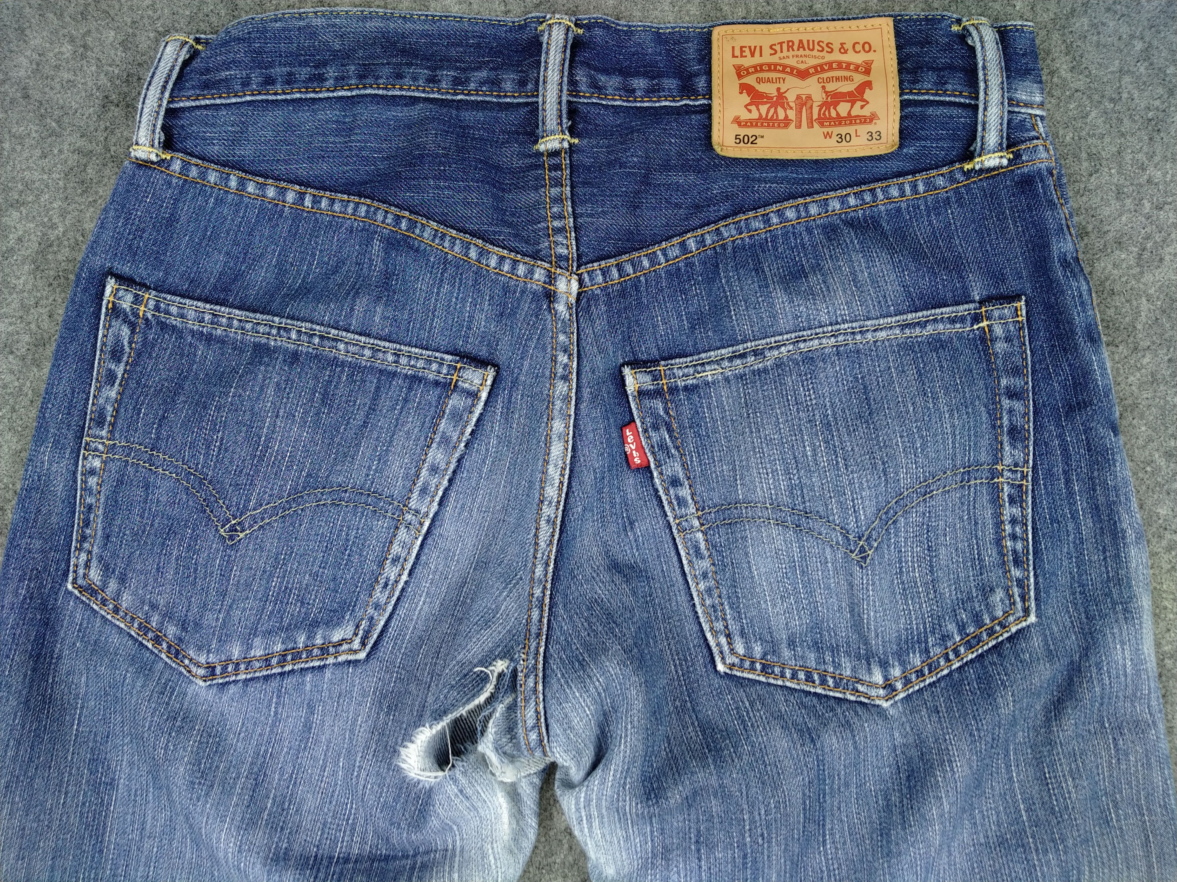 Levi's Distressed Levi's 502 Denim 31 x 30 -JN758 Size US 31 - 4 Thumbnail