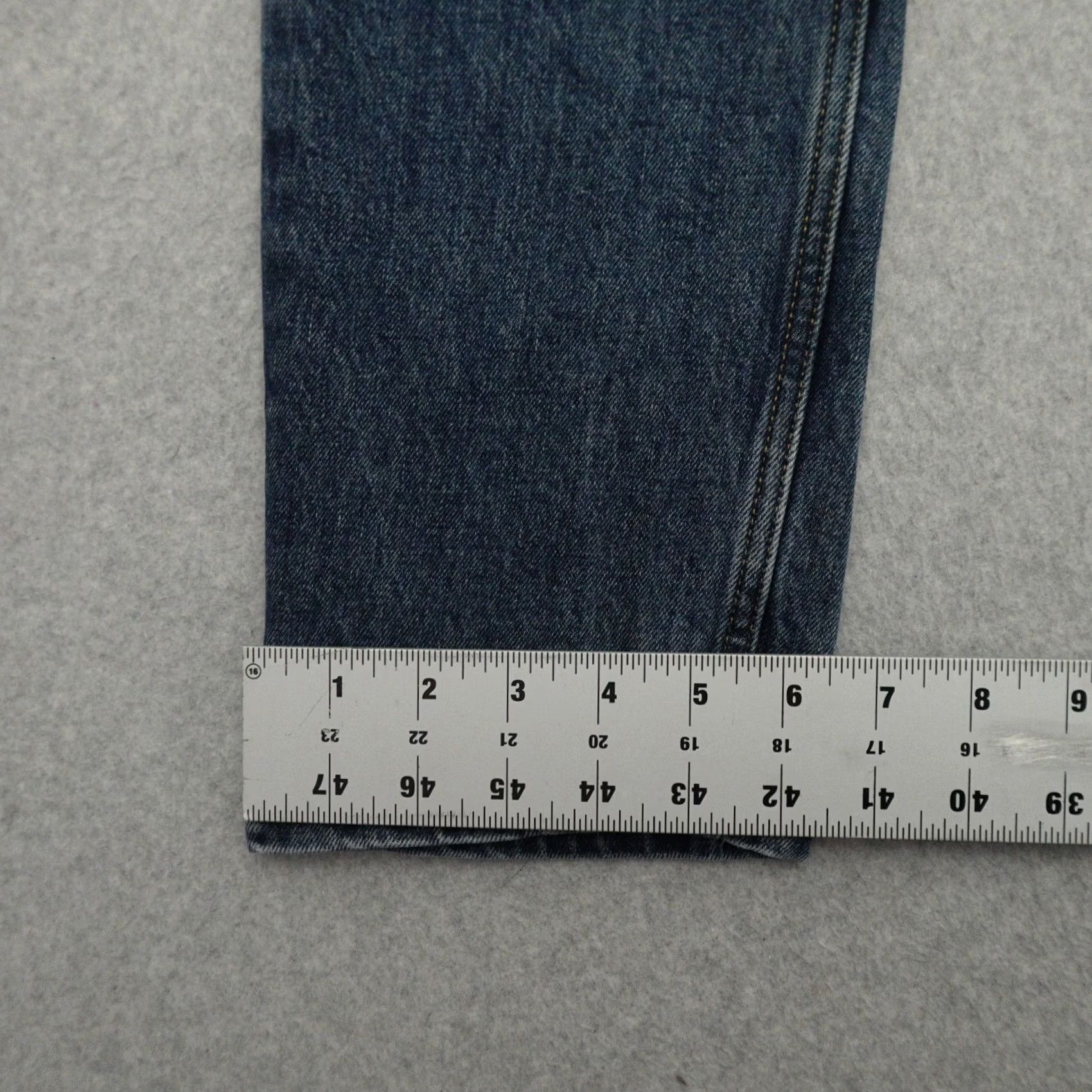 Everlane EVERLANE The Cheeky Jean Jeans Women 24 (24X25) Blue Crop Straight Medium Wash Size 42" / US 20 - 5 Thumbnail