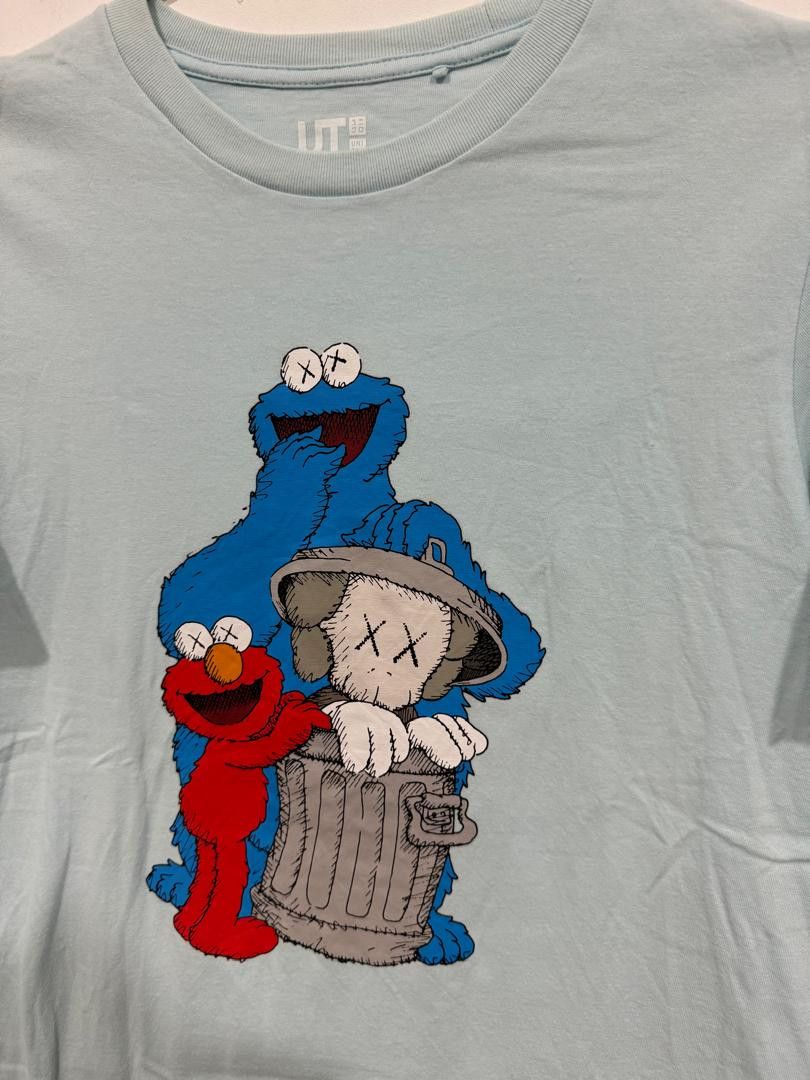 Designer × Kaws × Uniqlo Uniqlo x Kaws x Sesame Street Blue Tee Size US S / EU 44-46 / 1 - 2 Thumbnail