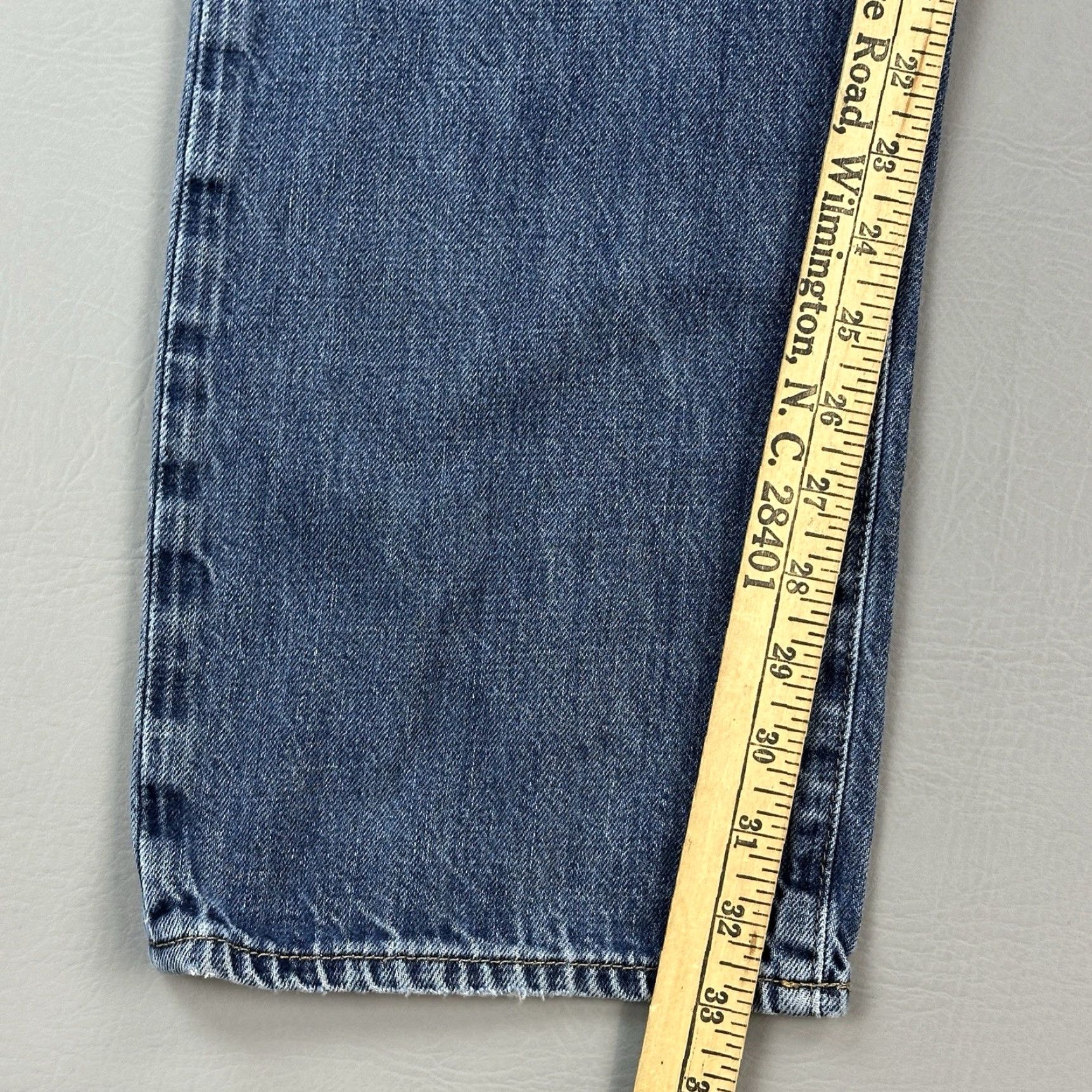 Gap Gap 1969 Jeans Mens 36x34 36x33 Blue Medium Wash Denim Straight Whiskered Size US 36 / EU 52 - 3 Thumbnail