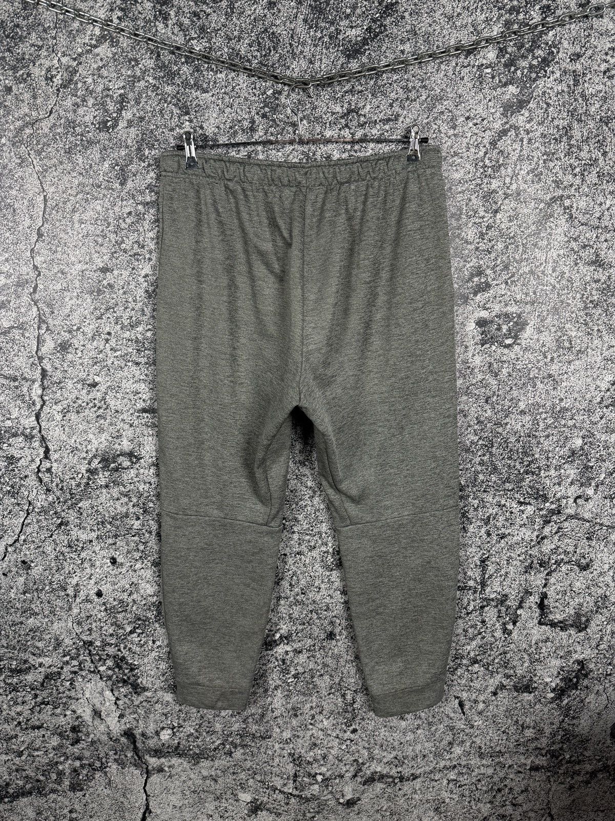 Nike Nike Therma Tracksuit Set Hoodie Joggers Swoosh Logo XL Size US XL / EU 56 / 4 - 20 Thumbnail