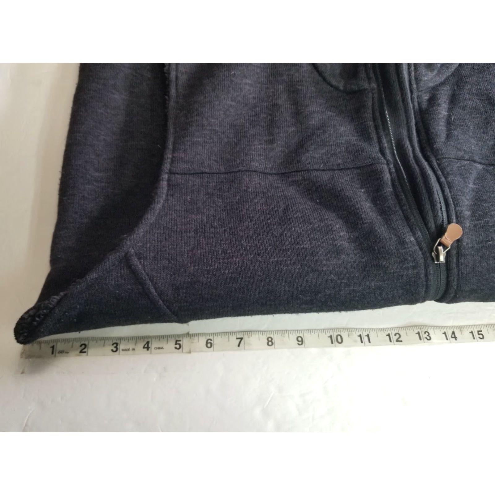 Vintage VINTAGE Magellan Fleece Lined Charcoal Gray Sweater Vest 2XL Men’s Vest Lined Gray Mens Size US XXL / EU 58 / 5 - 3 Thumbnail