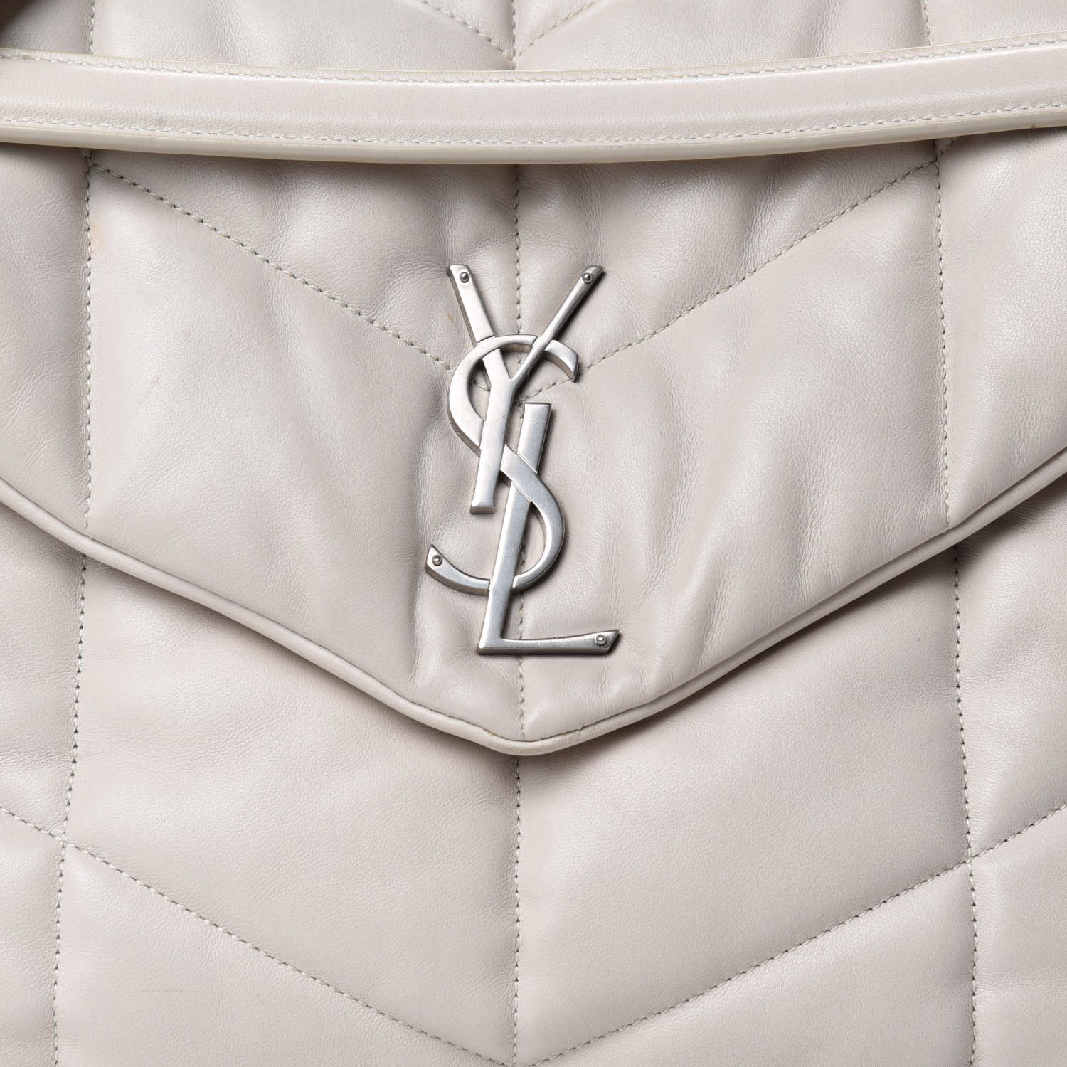 Saint Laurent Paris o1b1hav110724 Size: OS / Puffer Medium Bag in Soft Cream Size ONE SIZE - 8 Thumbnail