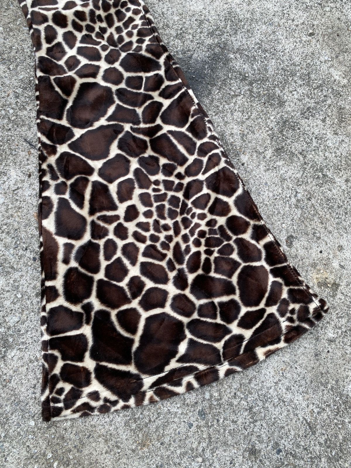 Japanese Brand × Vintage Dee Dee Japan Super Flare Fur Velvet Pant Size US 29 - 6 Thumbnail