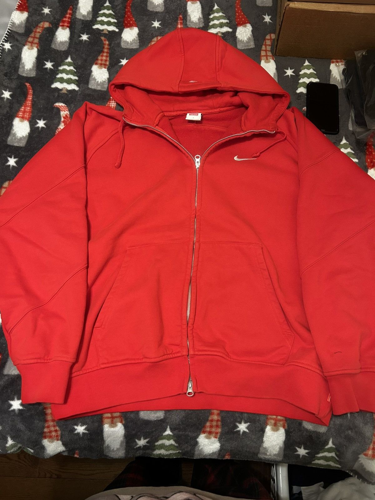 Supreme Nike Zip Up Hooded Sweatshirt - L (Red) - tianchih.com