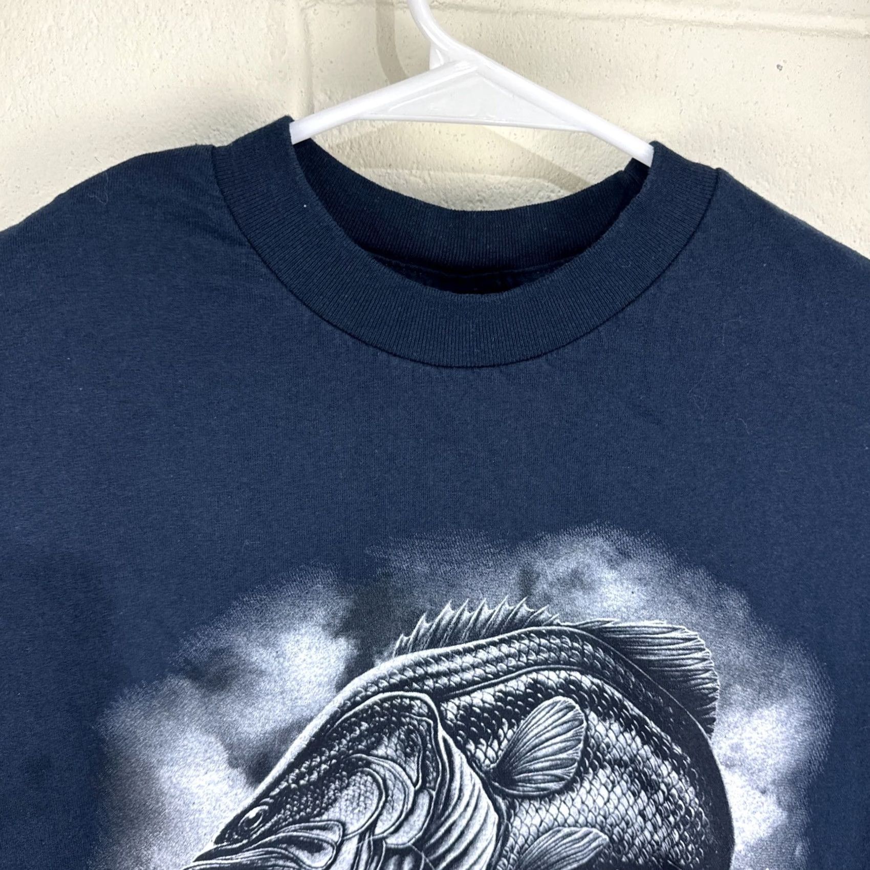 Vintage Vintage Freshwater Bass Fishing Shirt, XL, Blue Graphic, Mens, Unisex Size US XL / EU 56 / 4 - 4 Thumbnail