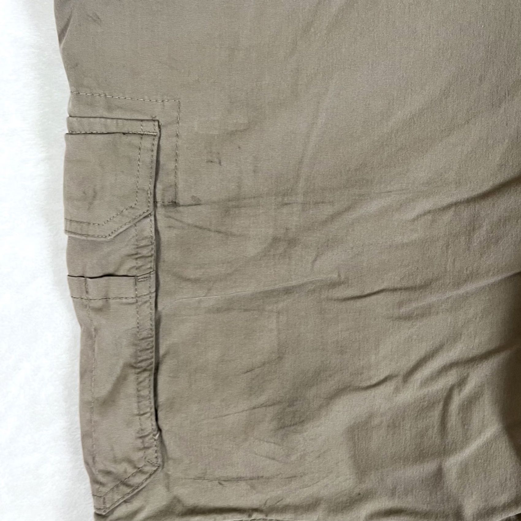Vintage BC Clothing Cargo Pants Men 2XL Khaki Brown Tan Cotton Blend Nylon Canvas Cargo Pocket Adjustable Waist Inseam 30 Straight Relaxed 90s Vintage No Size US 39 - 5 Thumbnail