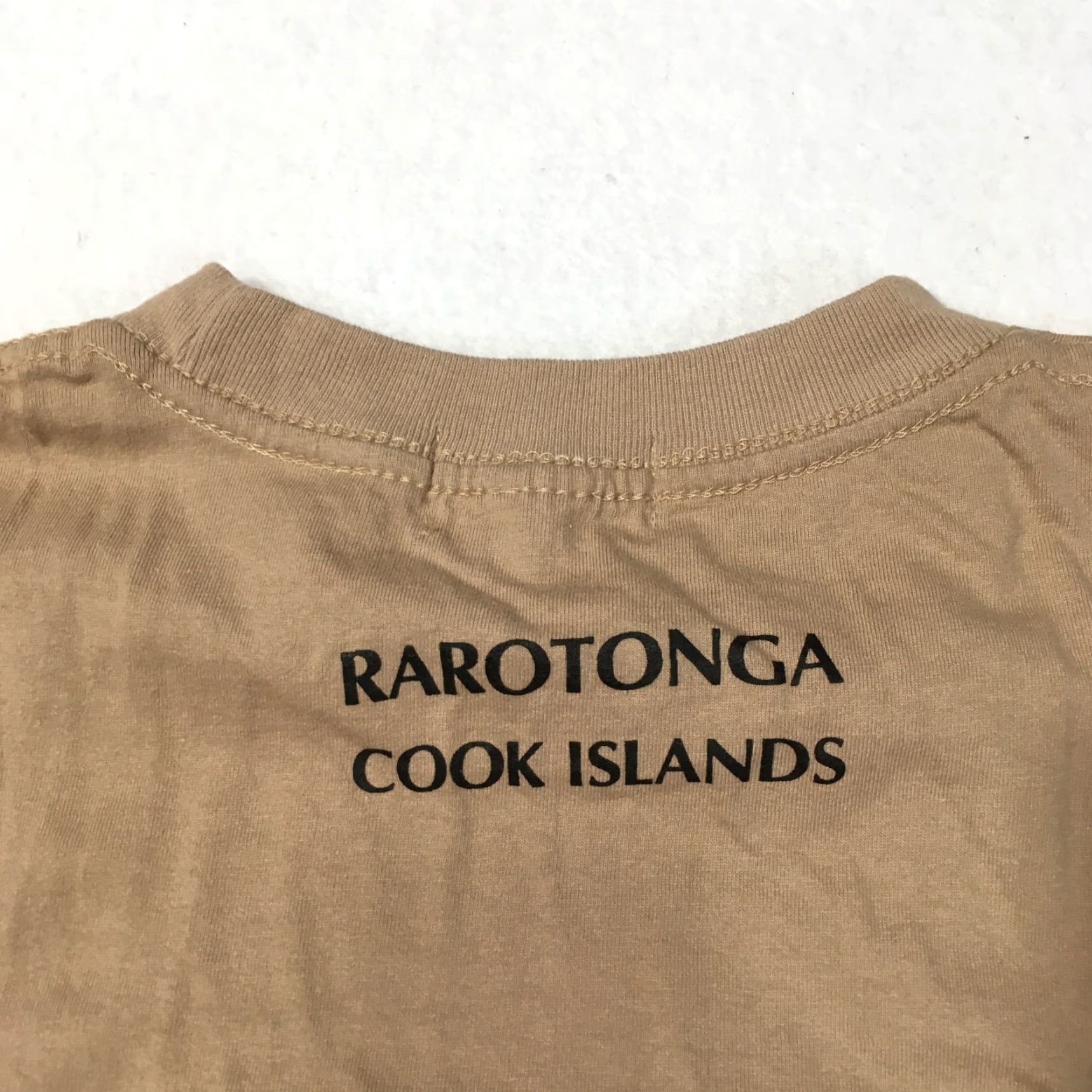Vintage VINTAGE shirt T-Shirt Beige L Men Beige 90s NZ COOK ISLANDS graphic print Short Sleeve Crew Neck Nike? Size US L / EU 52-54 / 3 - 8 Thumbnail