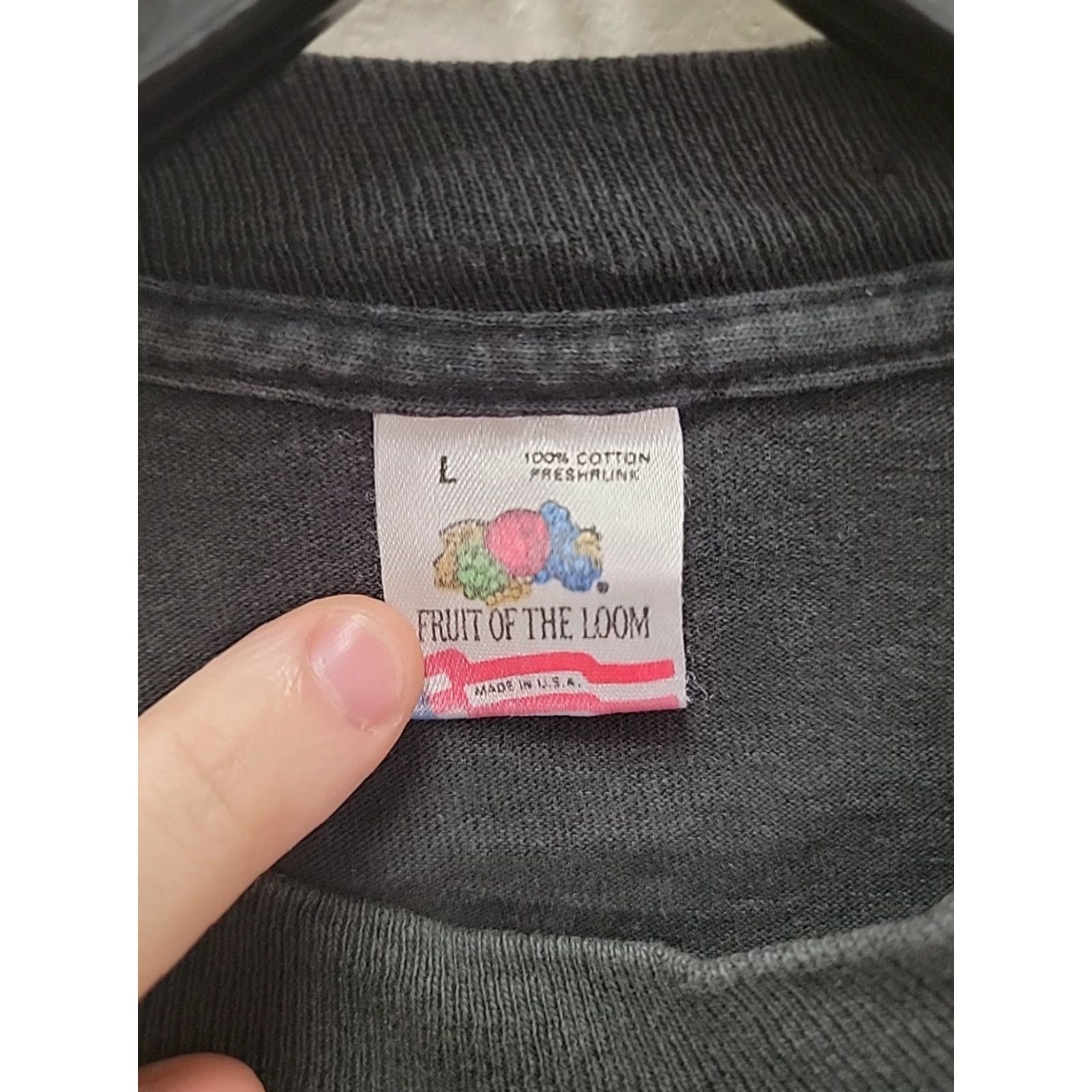 Fruit Of The Loom VINTAGE Fruit of the Loom Shirt Mens L Black Crew Neck Short Sleeve Art Graphic 1980s Escher-Style? Size US L / EU 52-54 / 3 - 2 Thumbnail