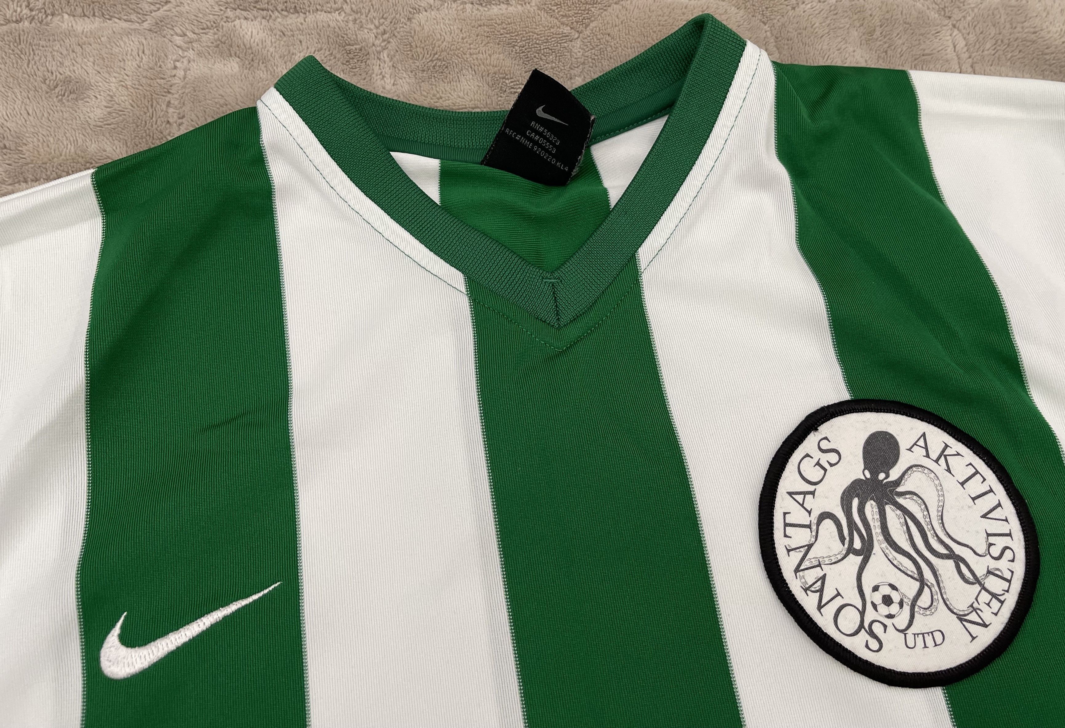 Nike Vintage Nike SONNTAGS AKTIVISTEN Size US M / EU 48-50 / 2 - 3 Thumbnail