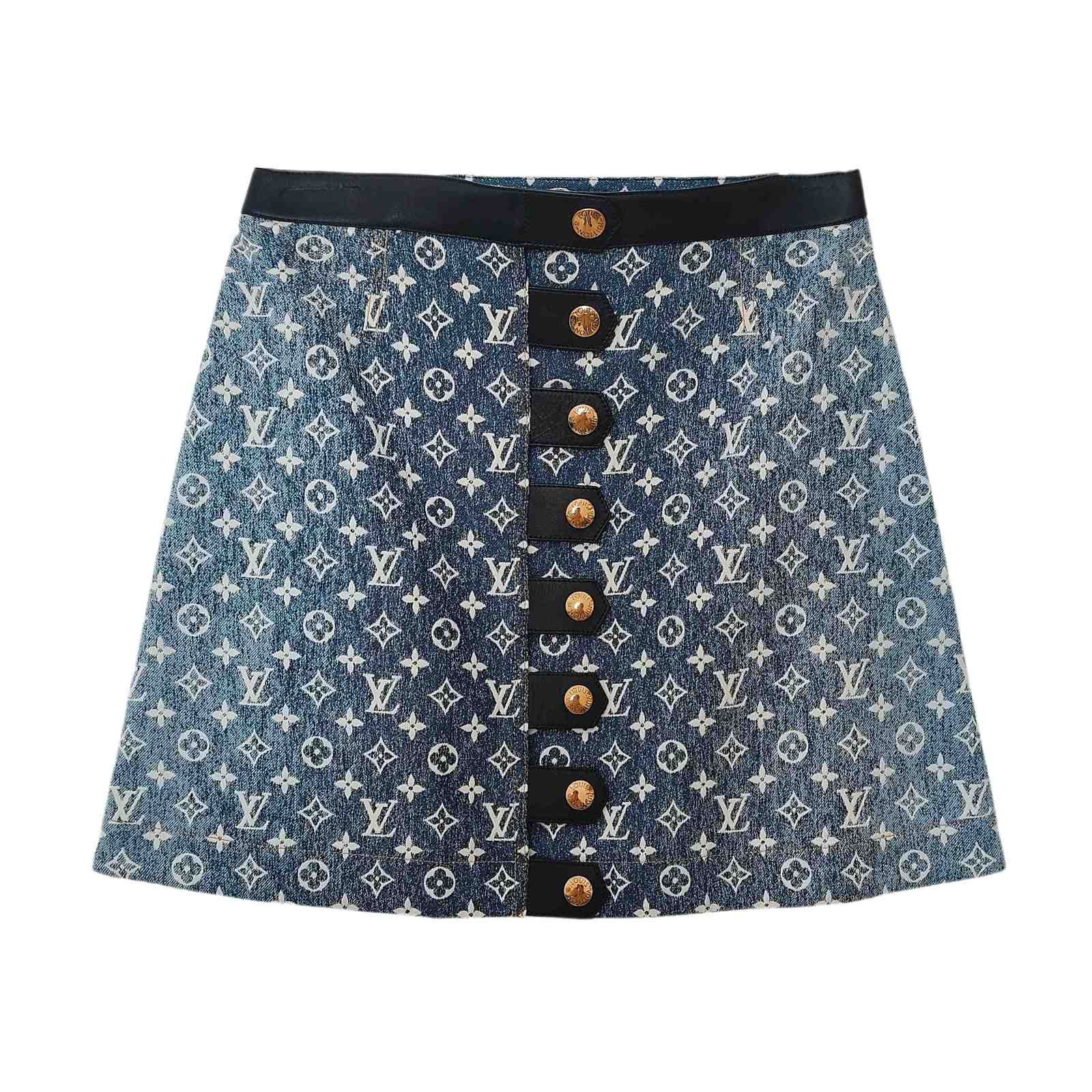 Louis Vuitton Louis Vuitton Monogram Mini Skirt Size 38 Size 26" / US 2 / IT 38 - 1 Thumbnail