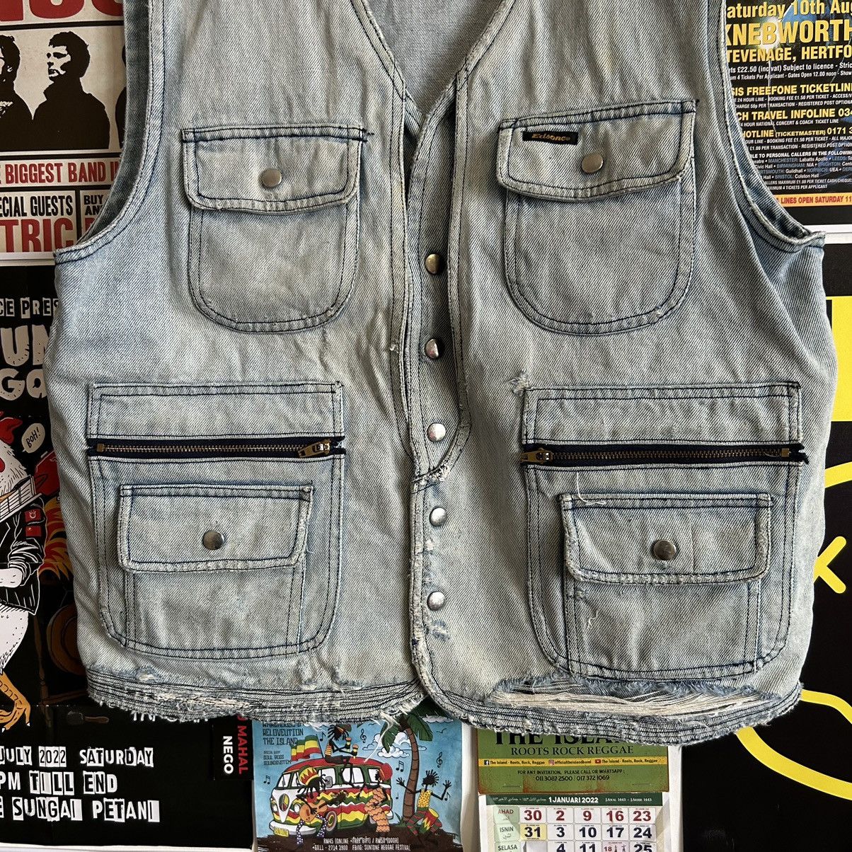 Vintage Vintage Edsone Distressed Denim Vest Size US M / EU 48-50 / 2 - 3 Thumbnail