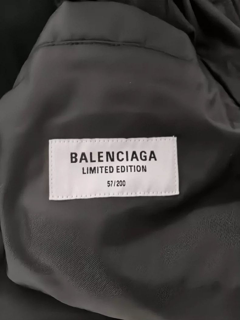 Balenciaga Balenciaga Urban restriction Size US XS / EU 42 / 0 - 3 Thumbnail
