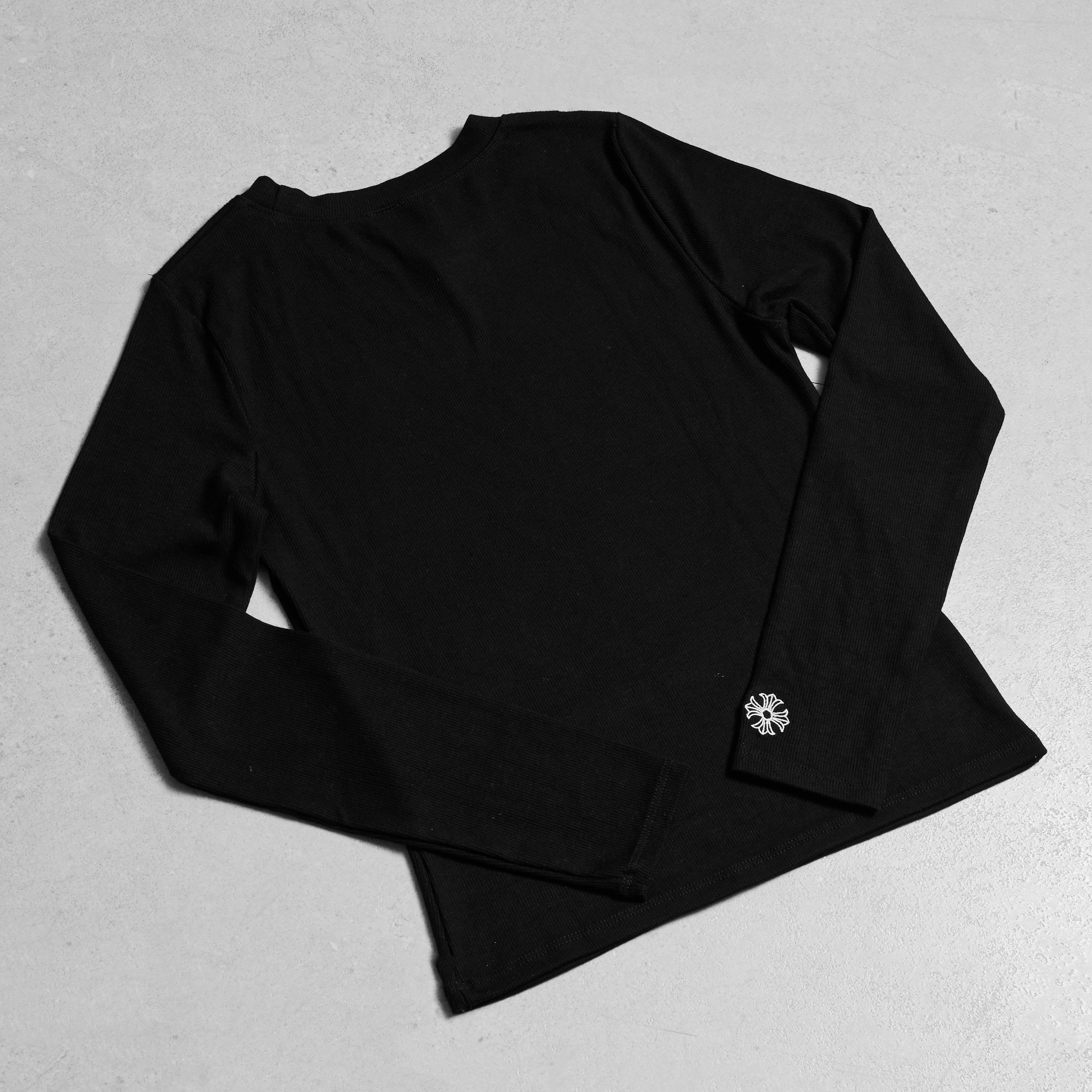 在庫少★全2色♪【CHROME HEARTS】CH Bad Seed ワンジーロゴ入り ヒップホップ系コーデ CHROME HEARTS コピー ヘソ出し シャツ