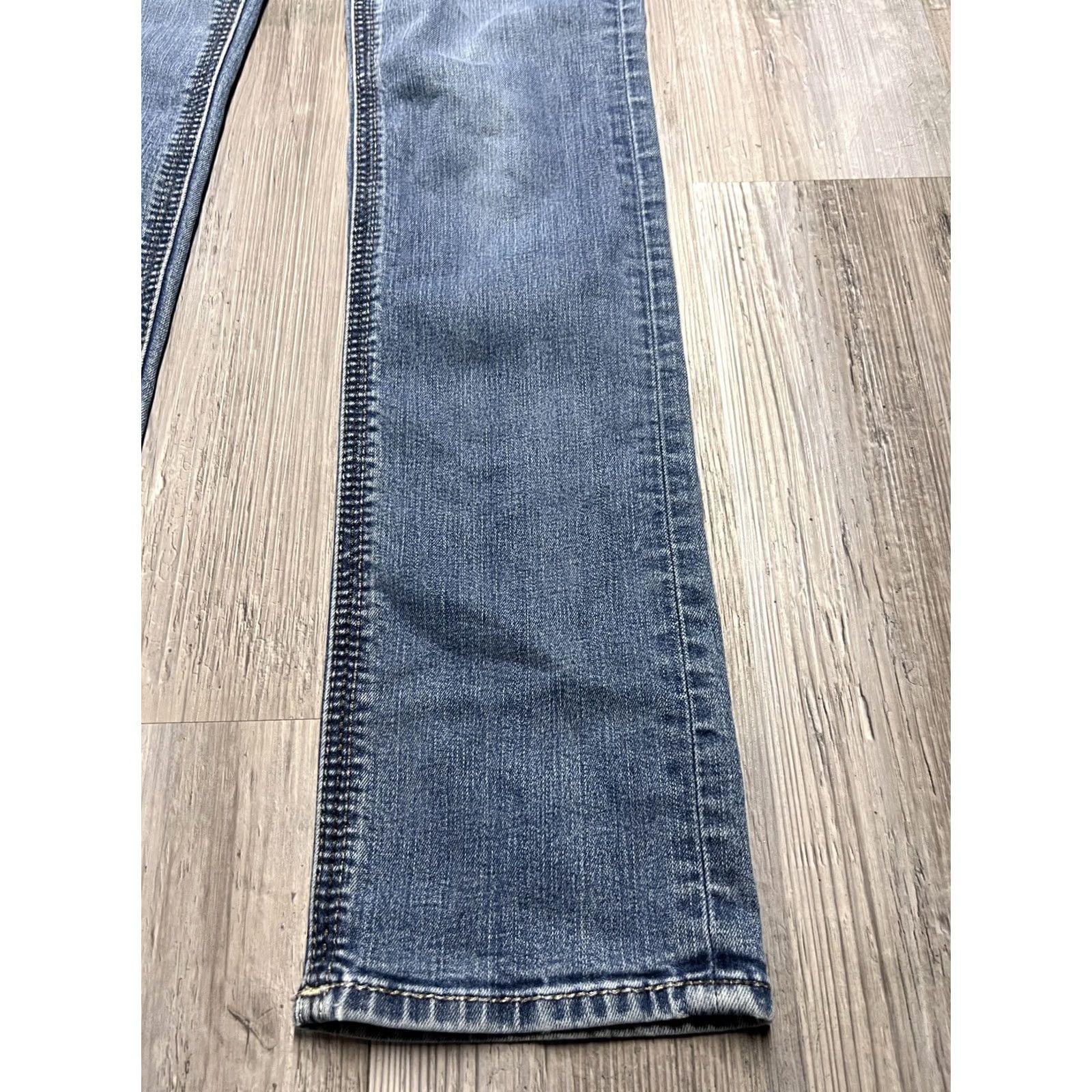 Vintage Rock Revival Jeans Womens Size 28 Sherry Straight Embroidered Pocket Denim Blue 5-Pocket Regular Rise Mid Vintage No Mens Womens Boys Girls Size 28" / US 6 / IT 42 - 3 Thumbnail