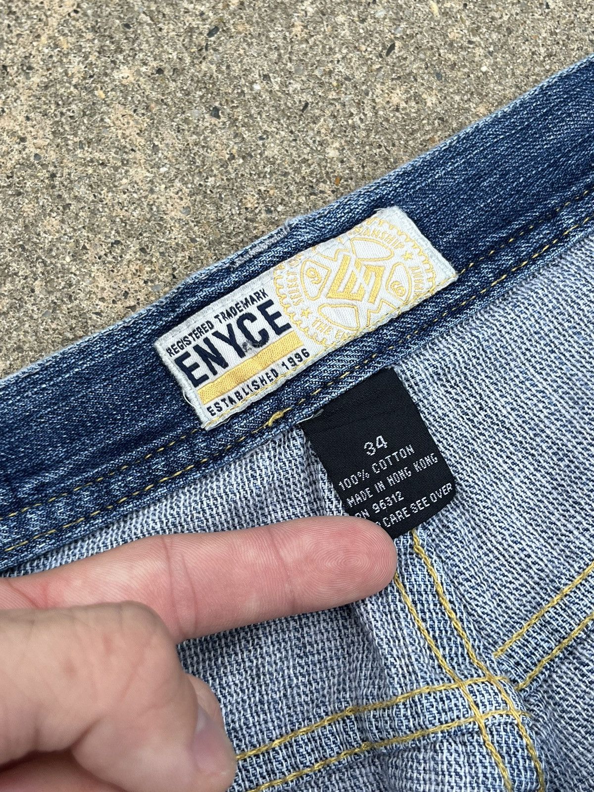 Enyce SICK VINTAGE Y2K ENYCE WASH BAGGY JEANS Size US 34 / EU 50 - 15 Thumbnail