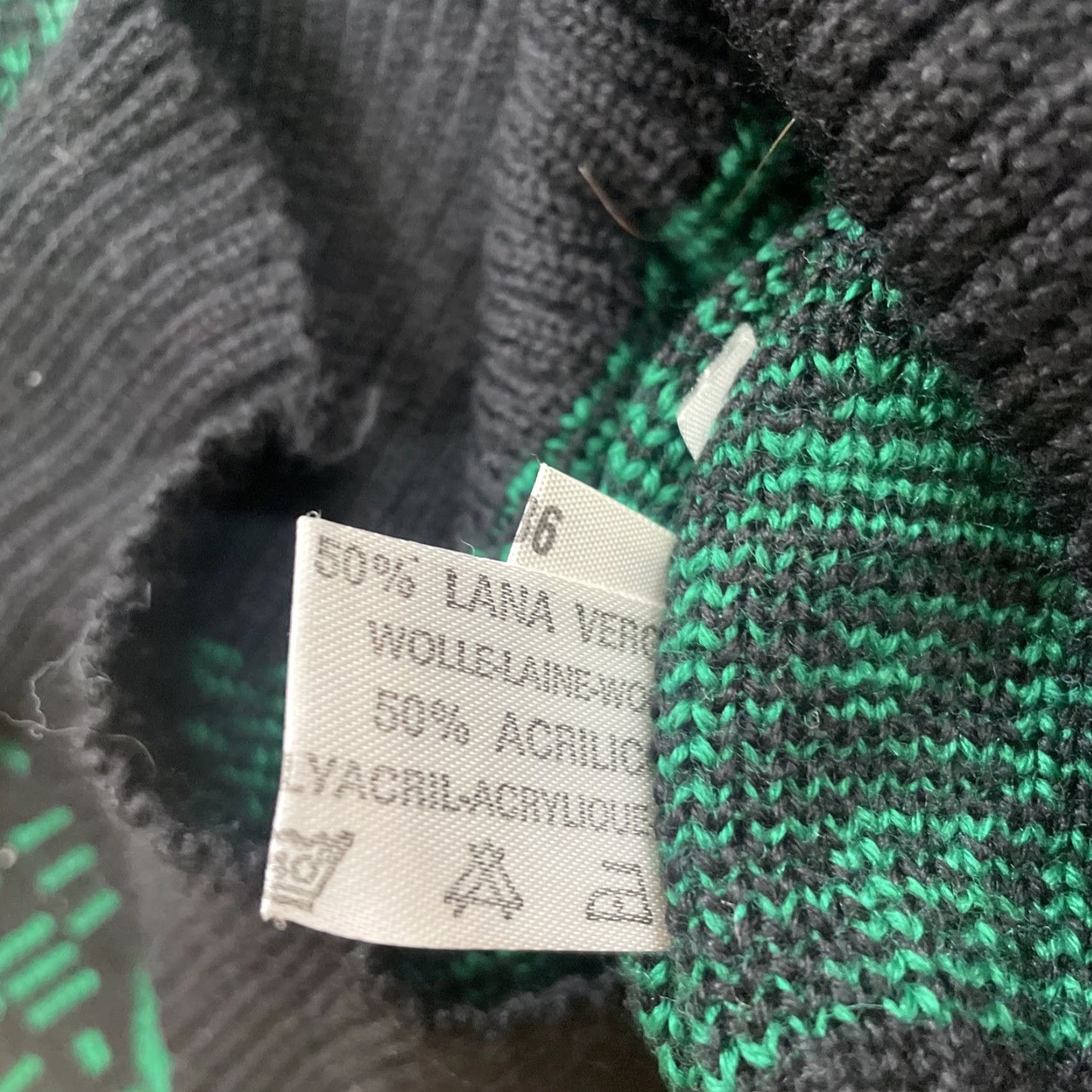 Vintage VINTAGE Gee 2 Vtg Italian Wool Sweater Men L Green Black 90s Y2k Tapered Cosby Knit 46" Size US L / EU 52-54 / 3 - 5 Thumbnail