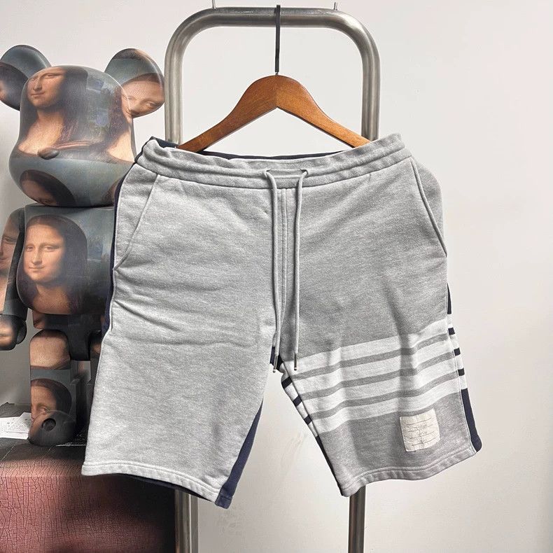 Thom Browne Thom Browne size0 Patchwork shorts Size US 27 - 1 Thumbnail